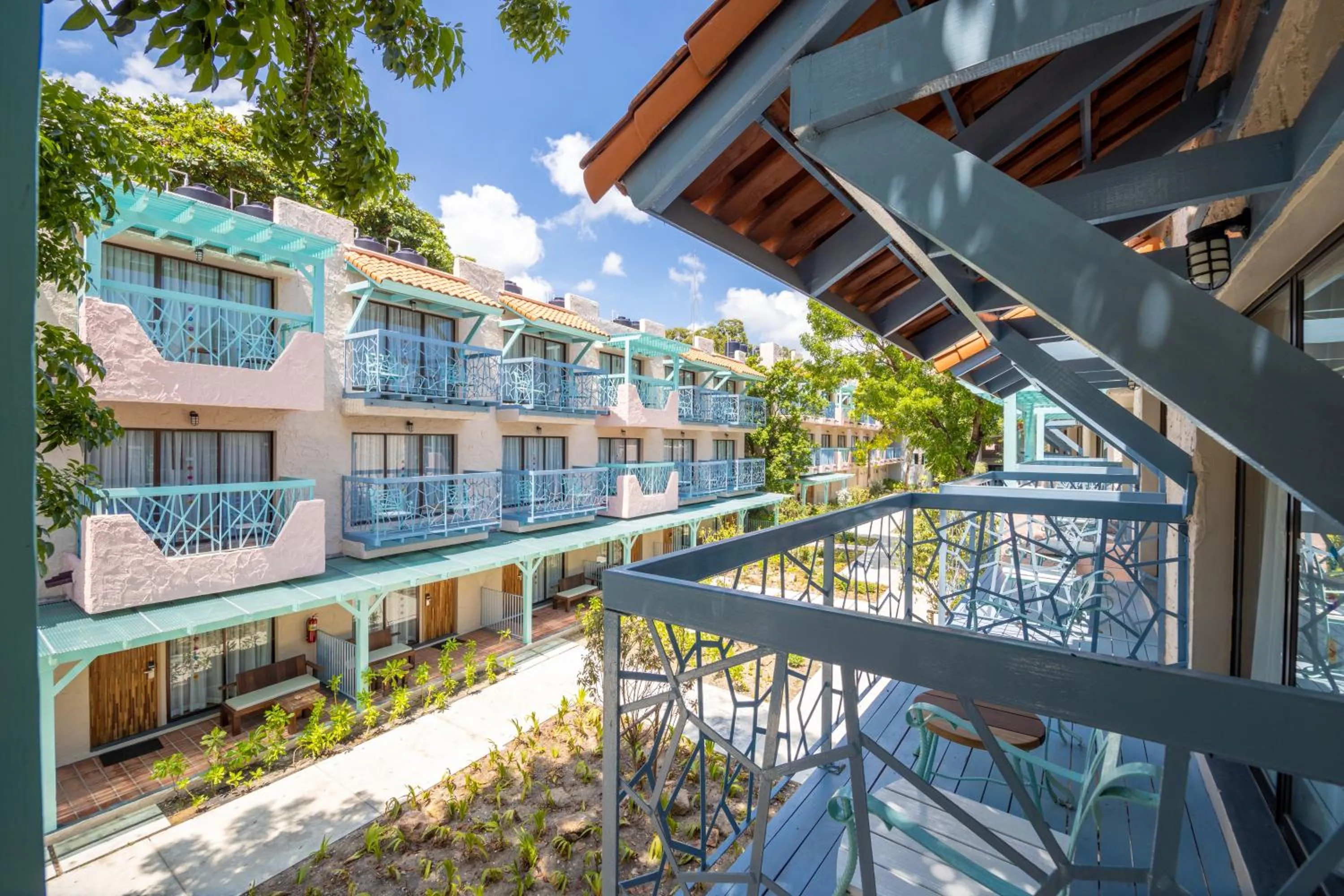 Superior Double or Twin Room in Baan Samui Resort - SHA Extra Plus