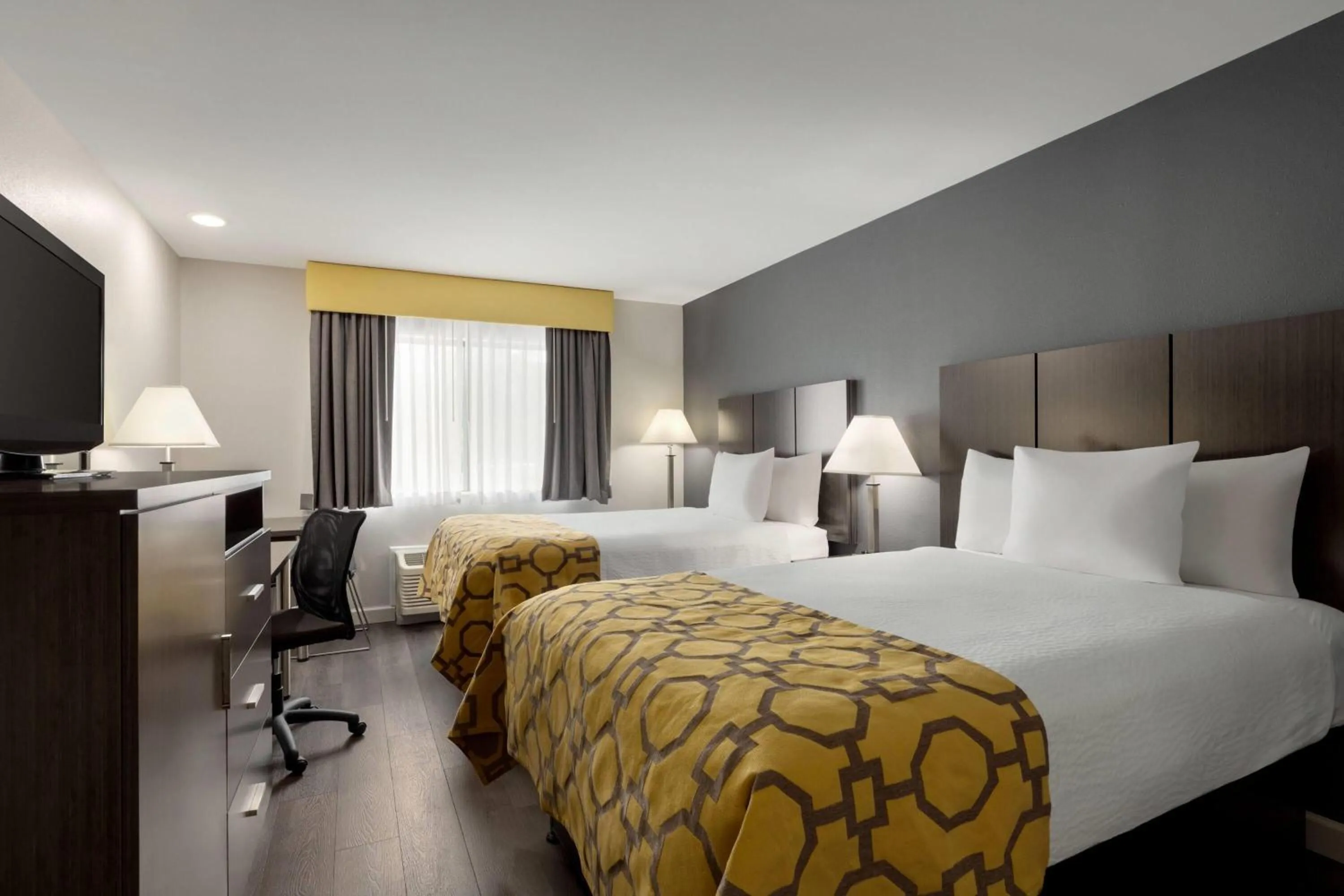 Deluxe Double Room with Two Double Beds - Non-Smoking in Baymont by Wyndham Branford/New Haven