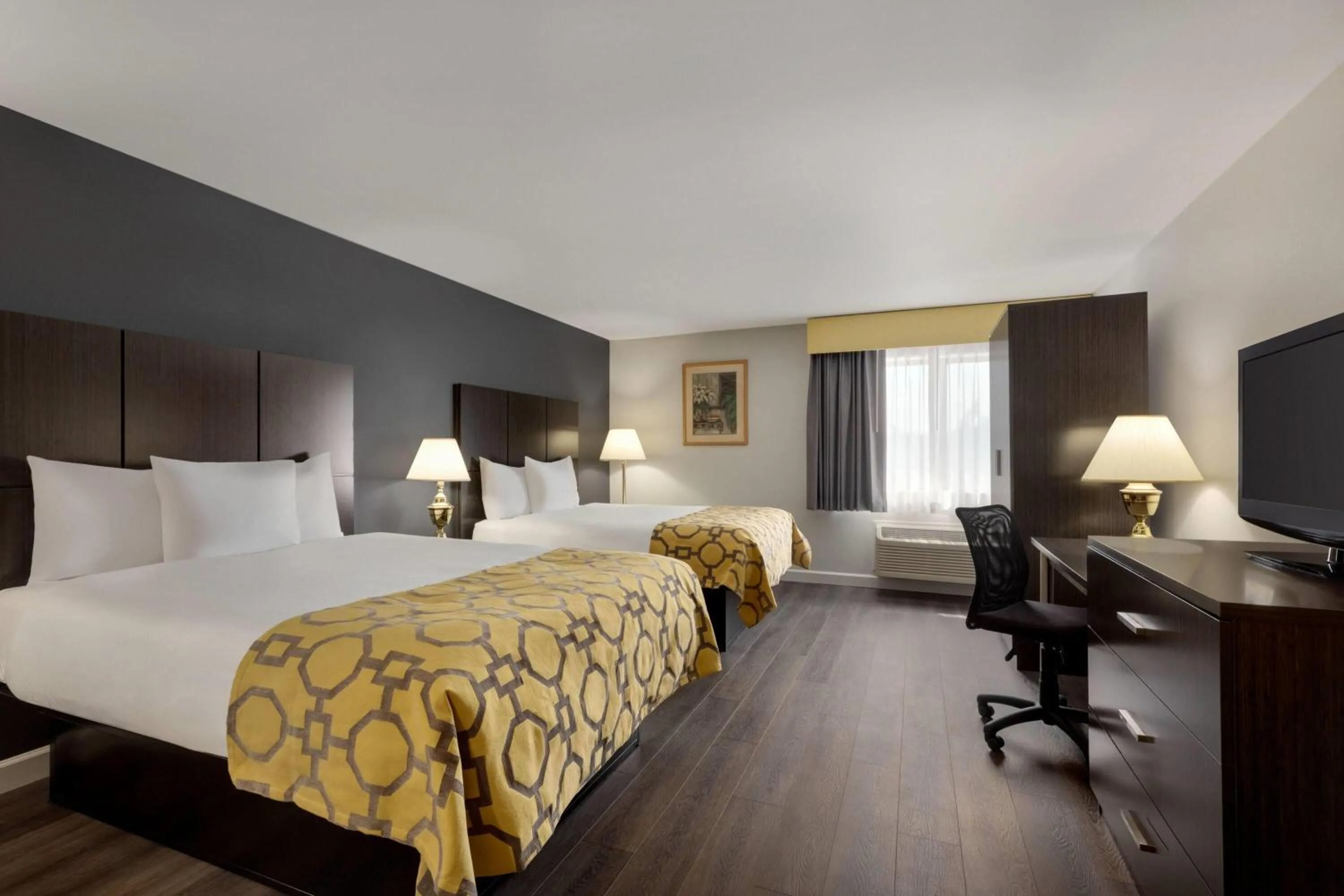 Queen Room with Two Queen Beds - Non-Smoking in Baymont by Wyndham Branford/New Haven