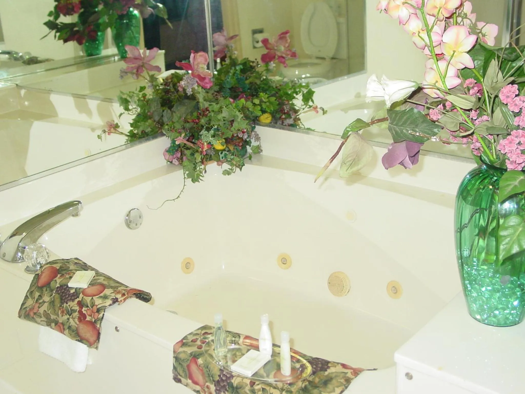 La Quinta Inn & Suites by Wyndham Memphis I-240