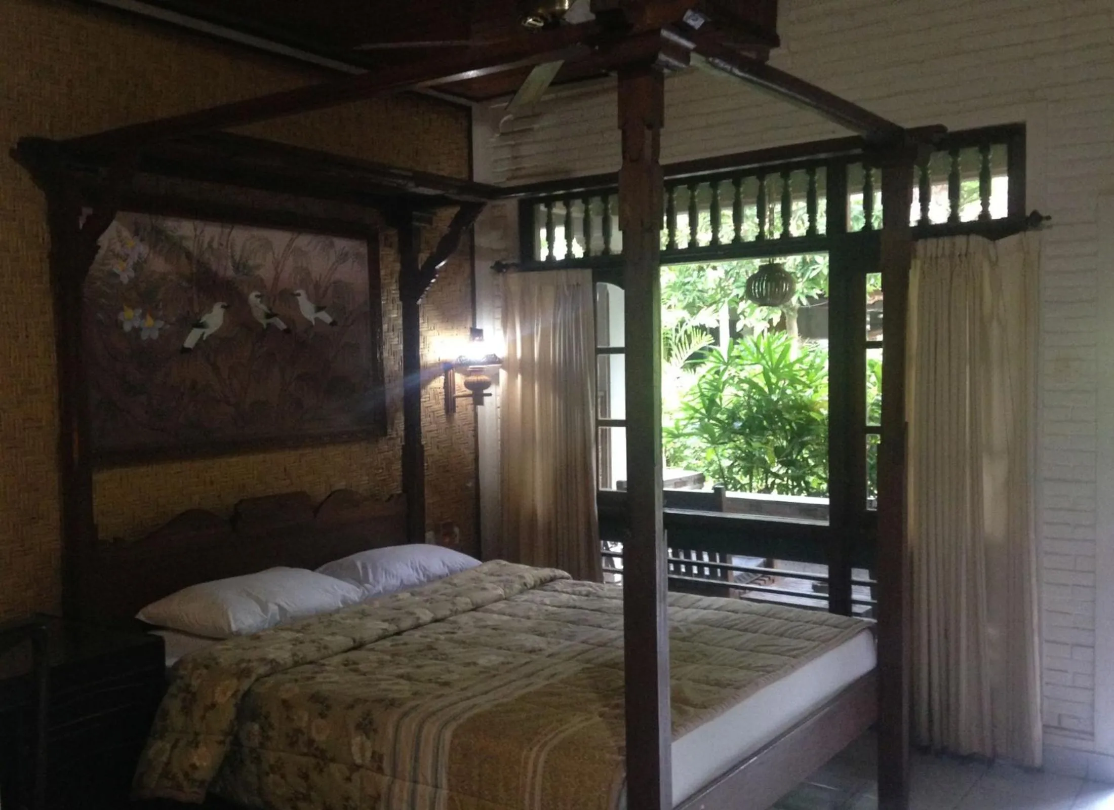 Standard Fan Double Room in Dewa Bharata Bungalows Candidasa