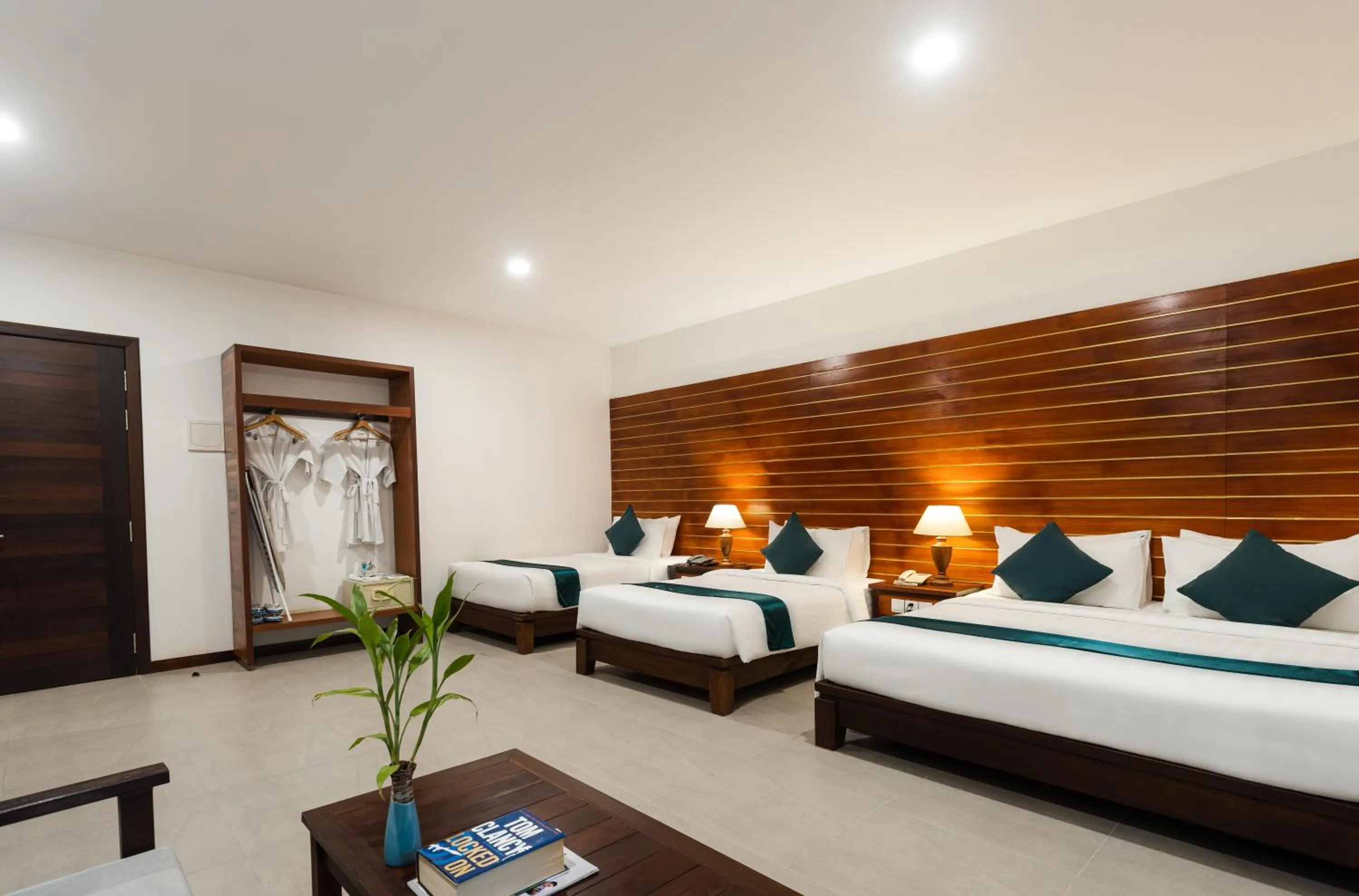 Family Suite in Green Amazon Residence