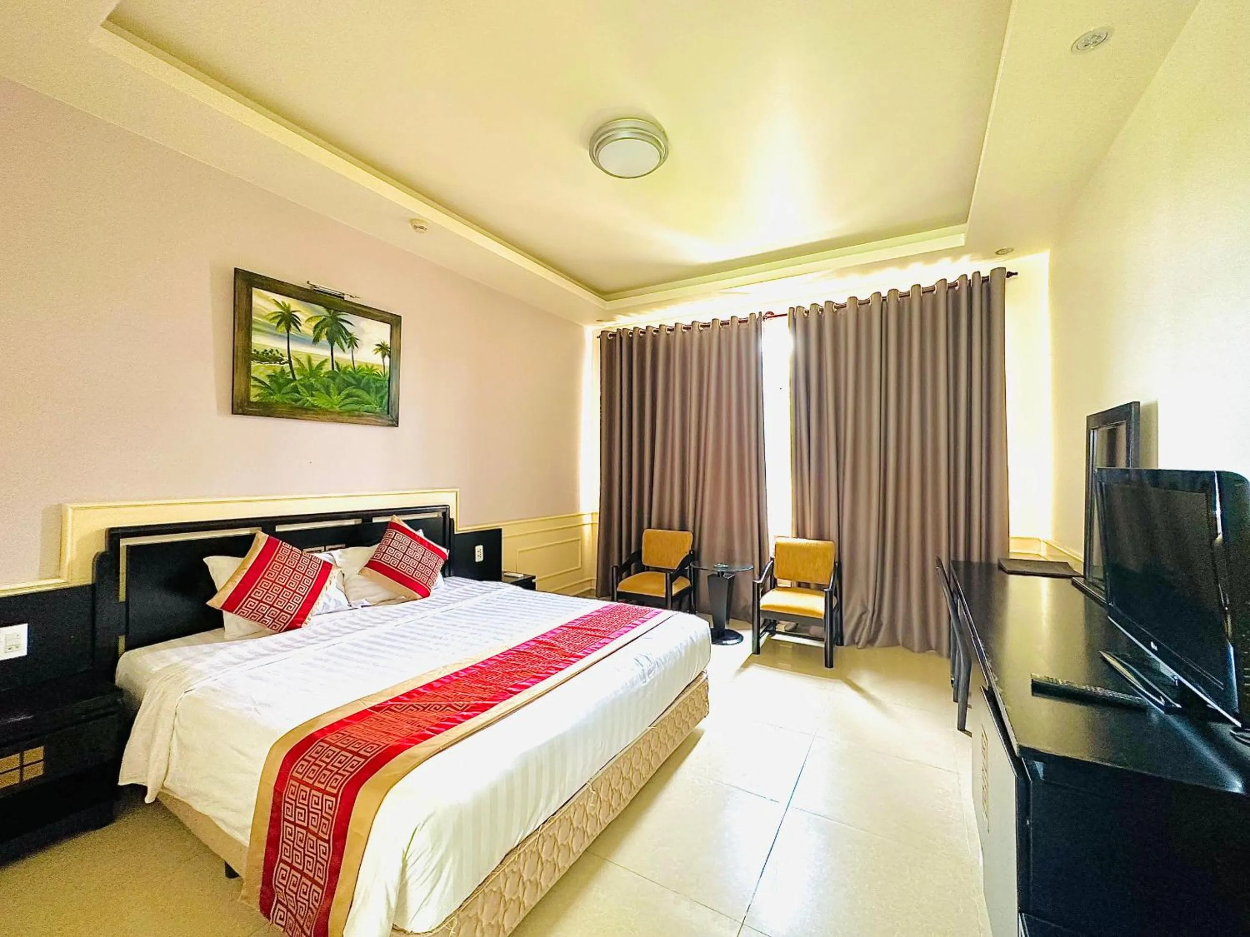 Superior Double Room in Viet Uc Hotel