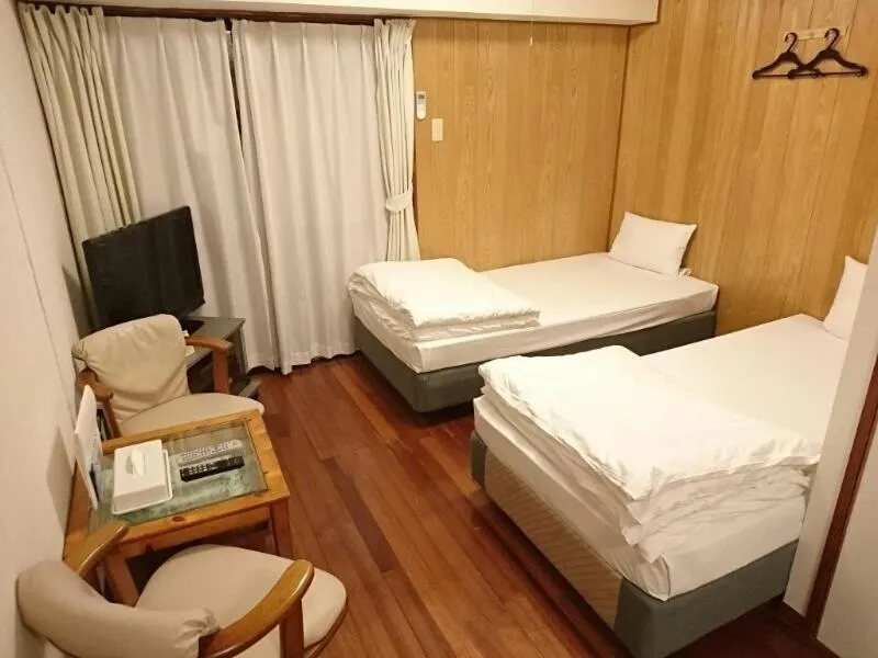 Standard Twin Room - single occupancy in Kokusai Towns Inn