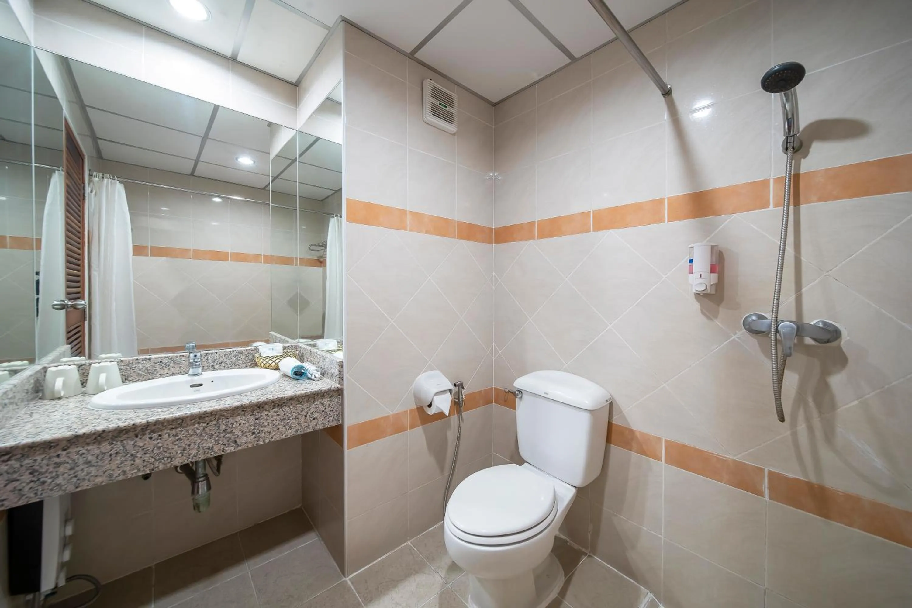 Standard Room Pool Access in Bella Villa Pattaya 3rd Road