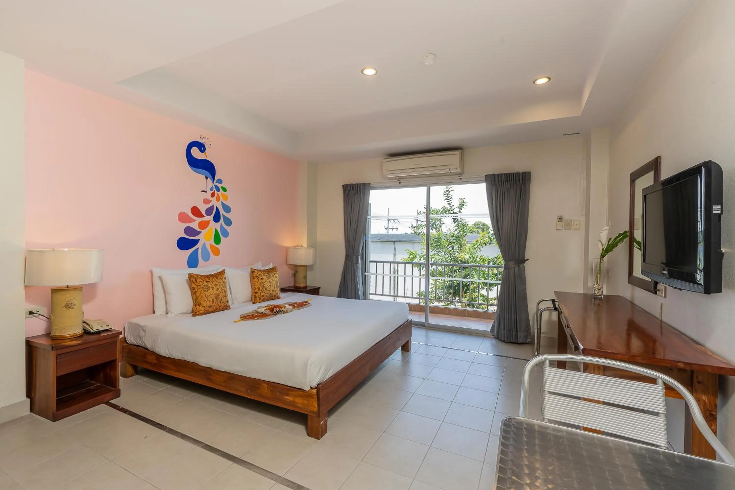Standard Double Room in Bella Villa Pattaya 3rd Road