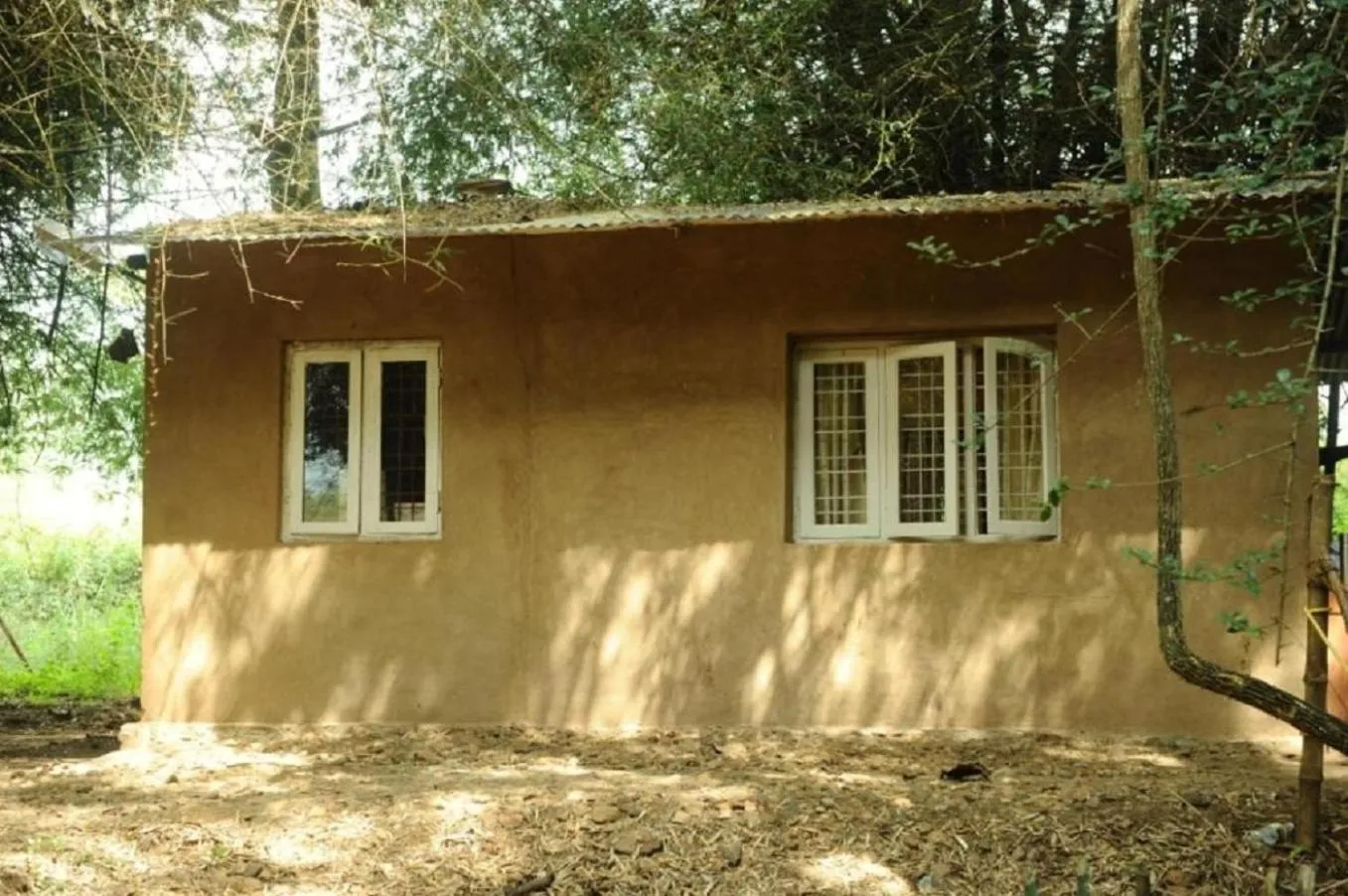 Deluxe King Suite in River Valley Resort