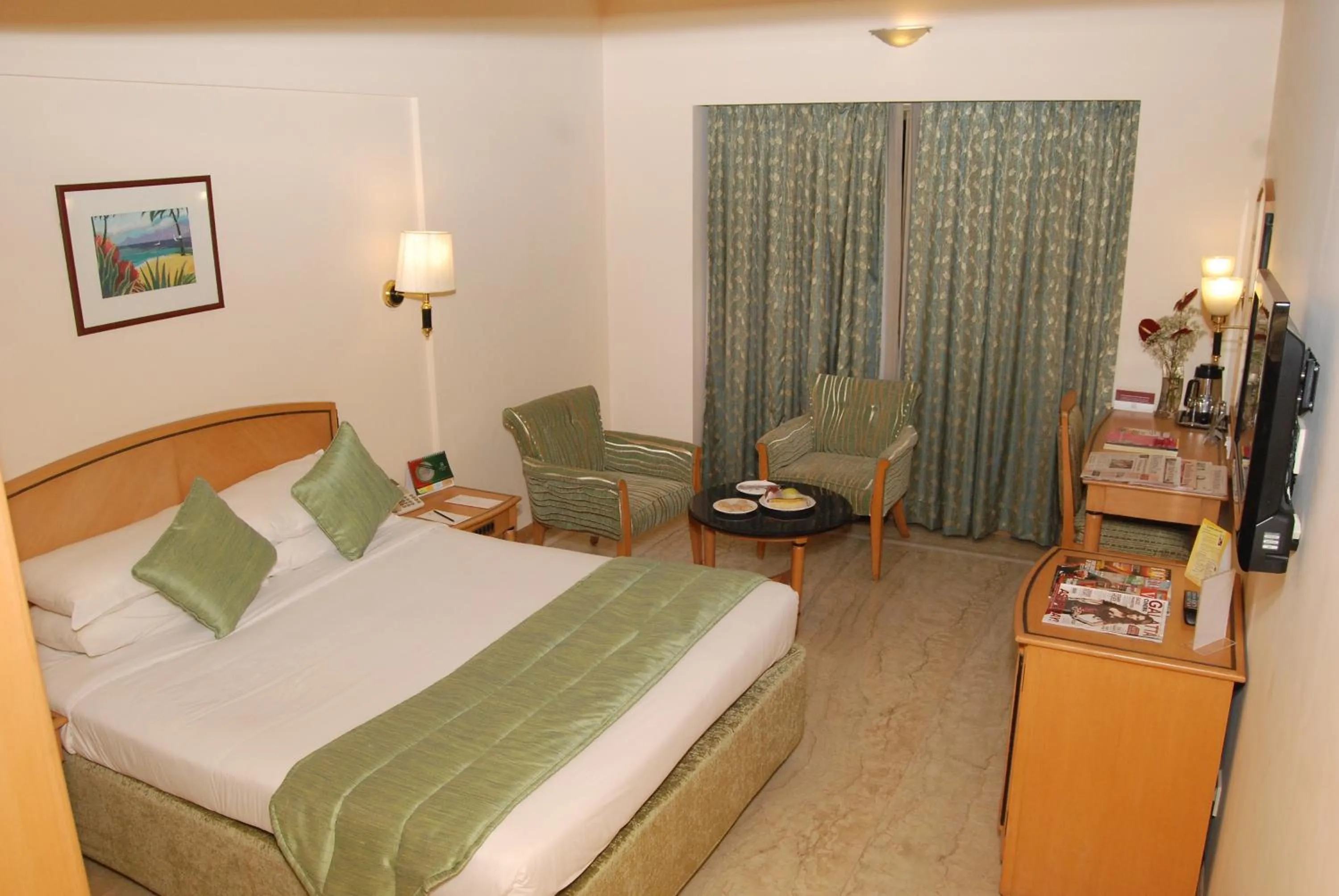 Standard Double Room - single occupancy in Beverly Hotel