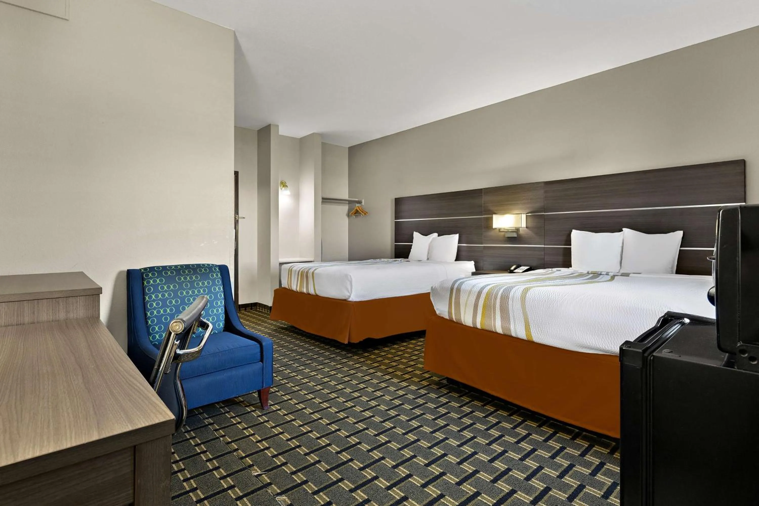 Queen Room with Two Queen Beds in SureStay Plus Hotel by Best Western Tulsa East