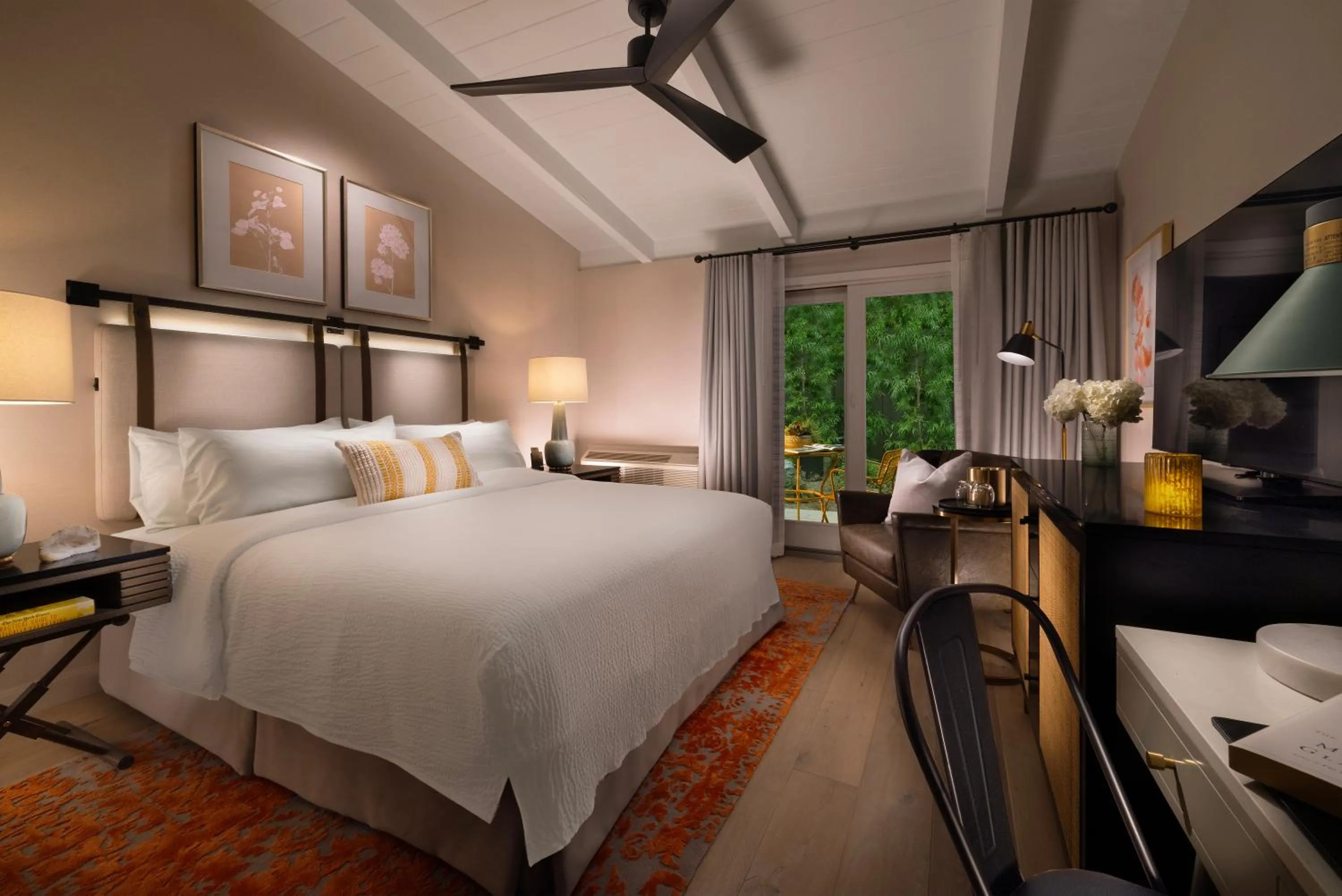 Deluxe Single Room - single occupancy in The Cottages Hotel