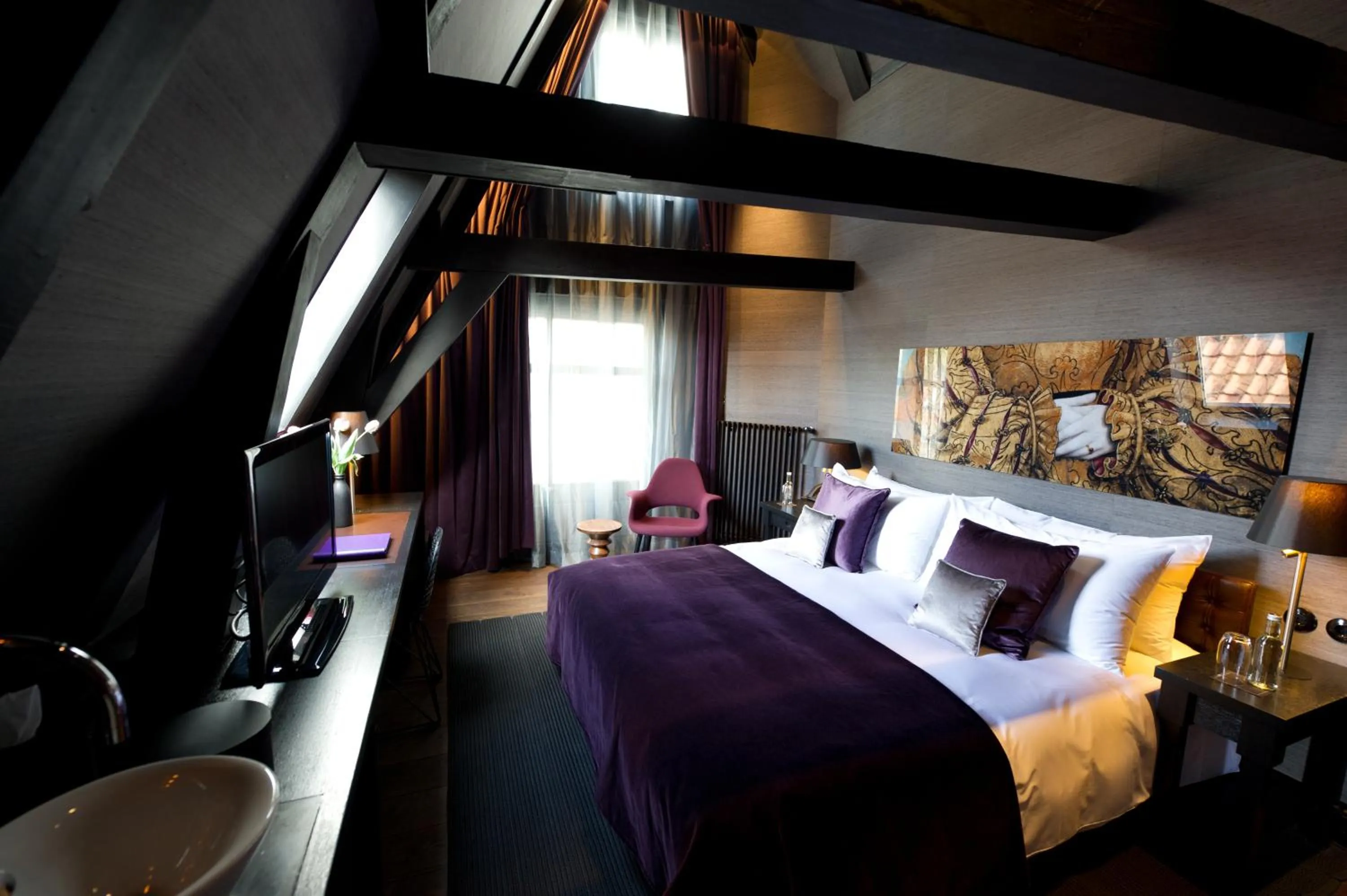 Deluxe Double Room in Canal House