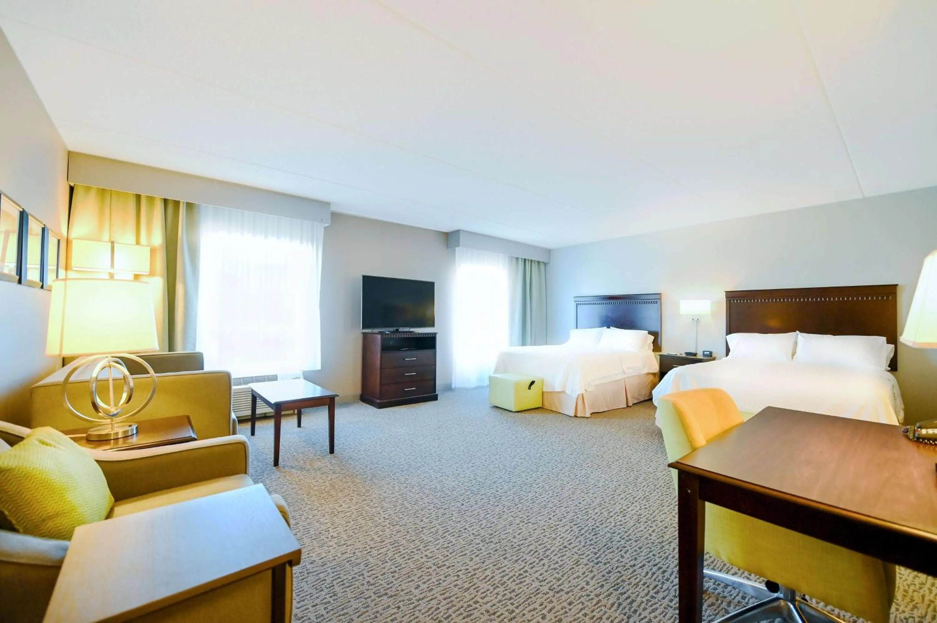 Queen Room with Two Queen Beds - Mobility and Hearing Access/Non-Smoking in Hampton Inn & Suites Smithfield