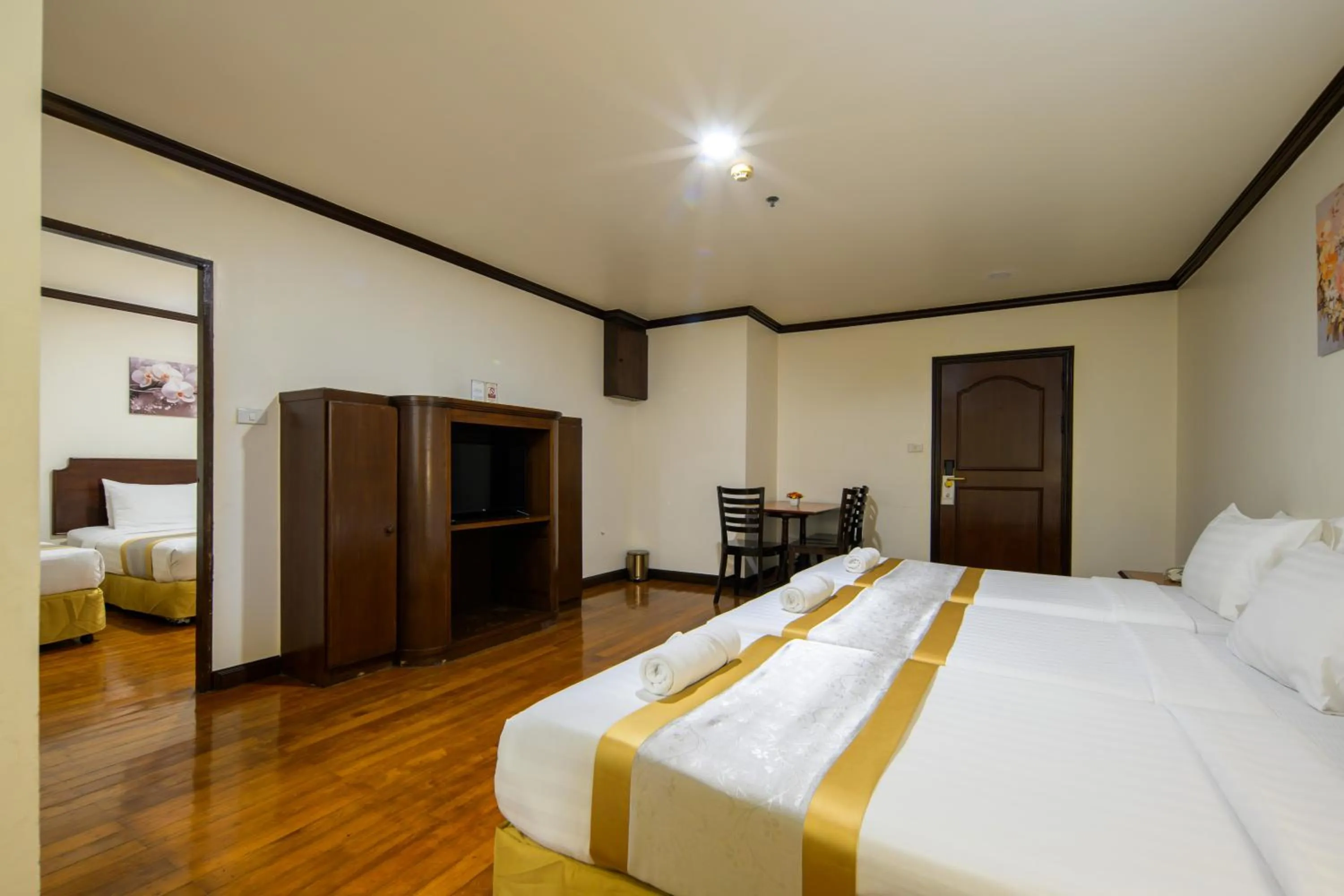 Comfort Family Room in The Victory Residences Bangkok