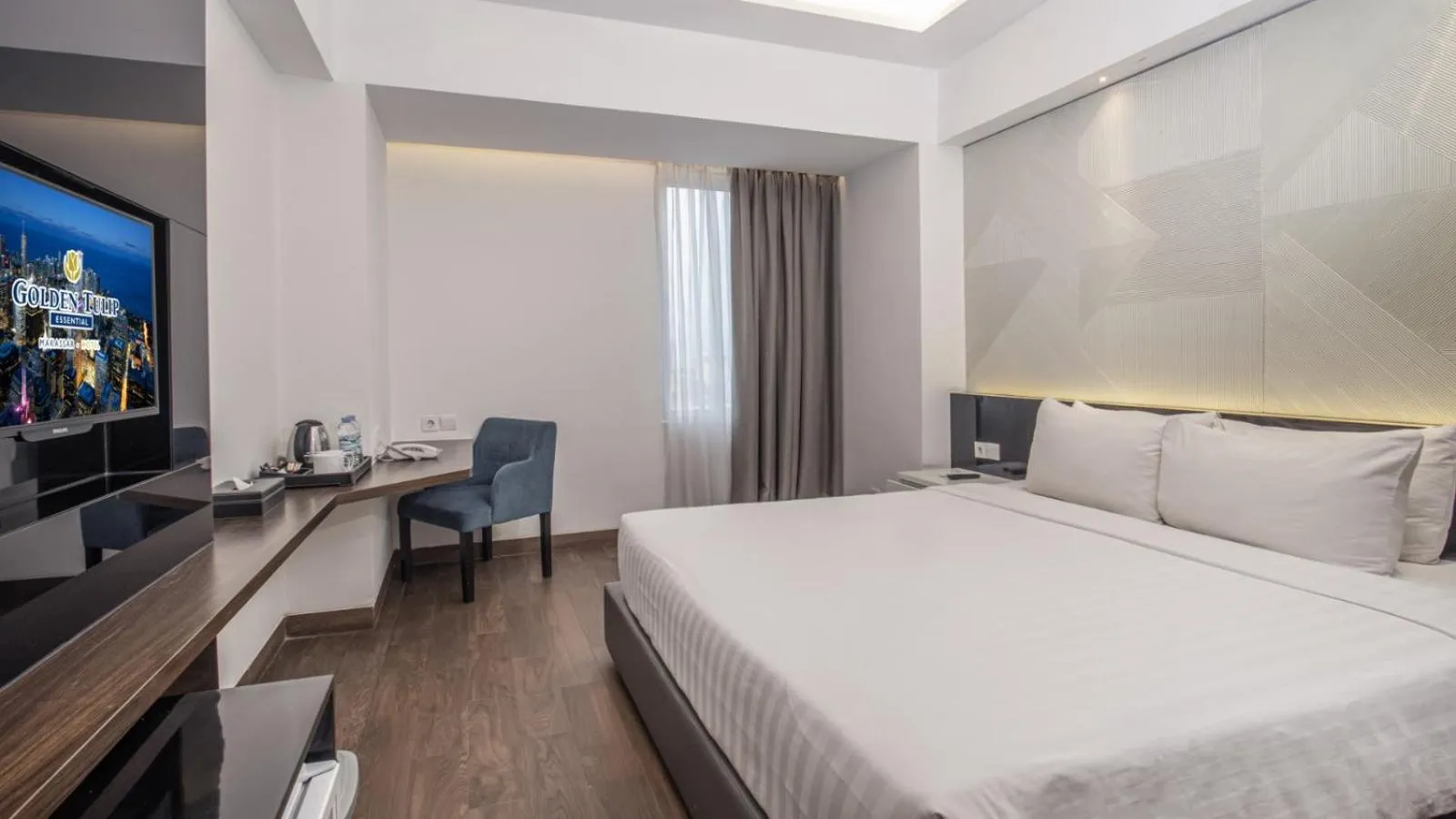 Deluxe Double Room in Golden Tulip Essential Makassar