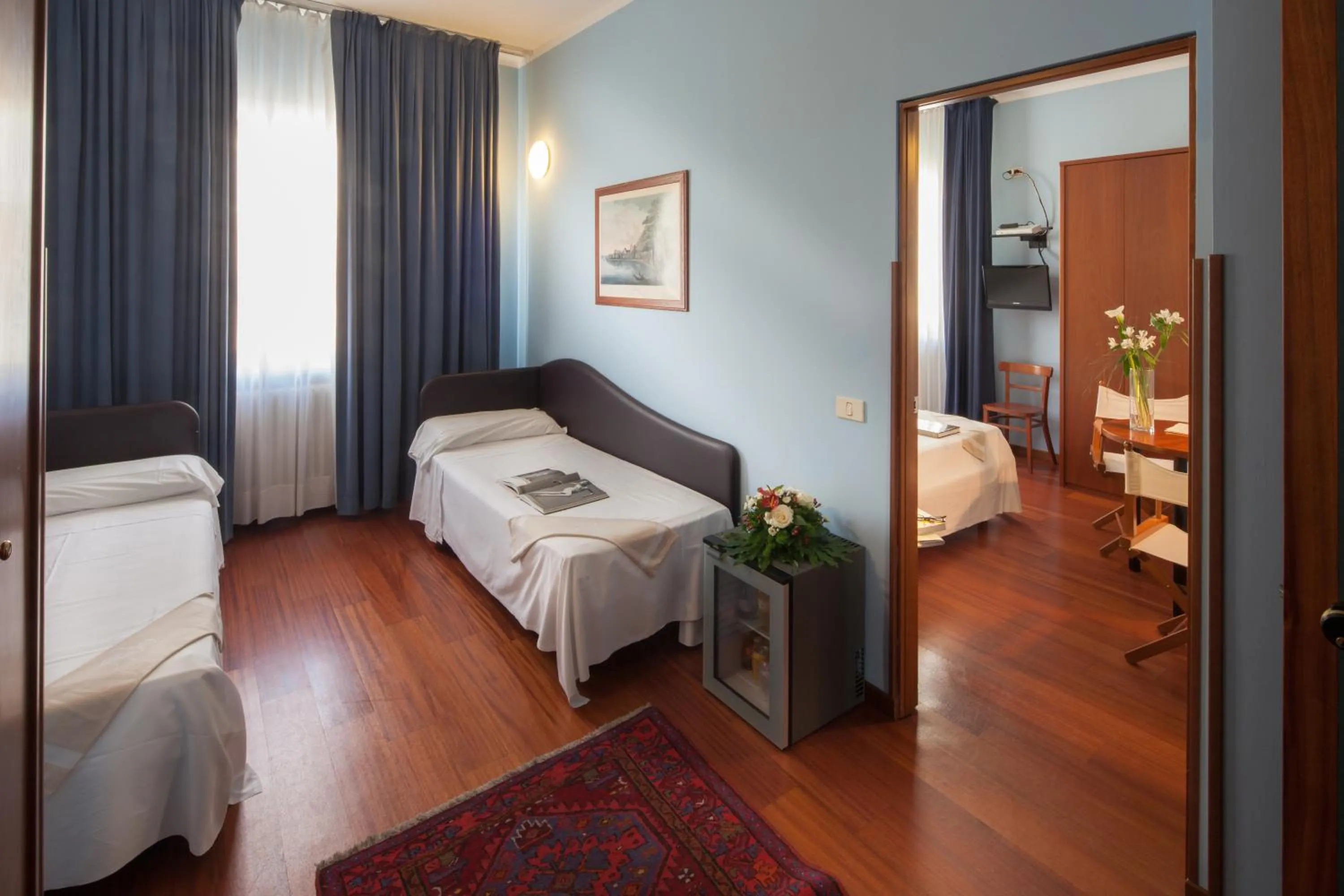 Connecting Double and Twin Room in Hotel Mariani