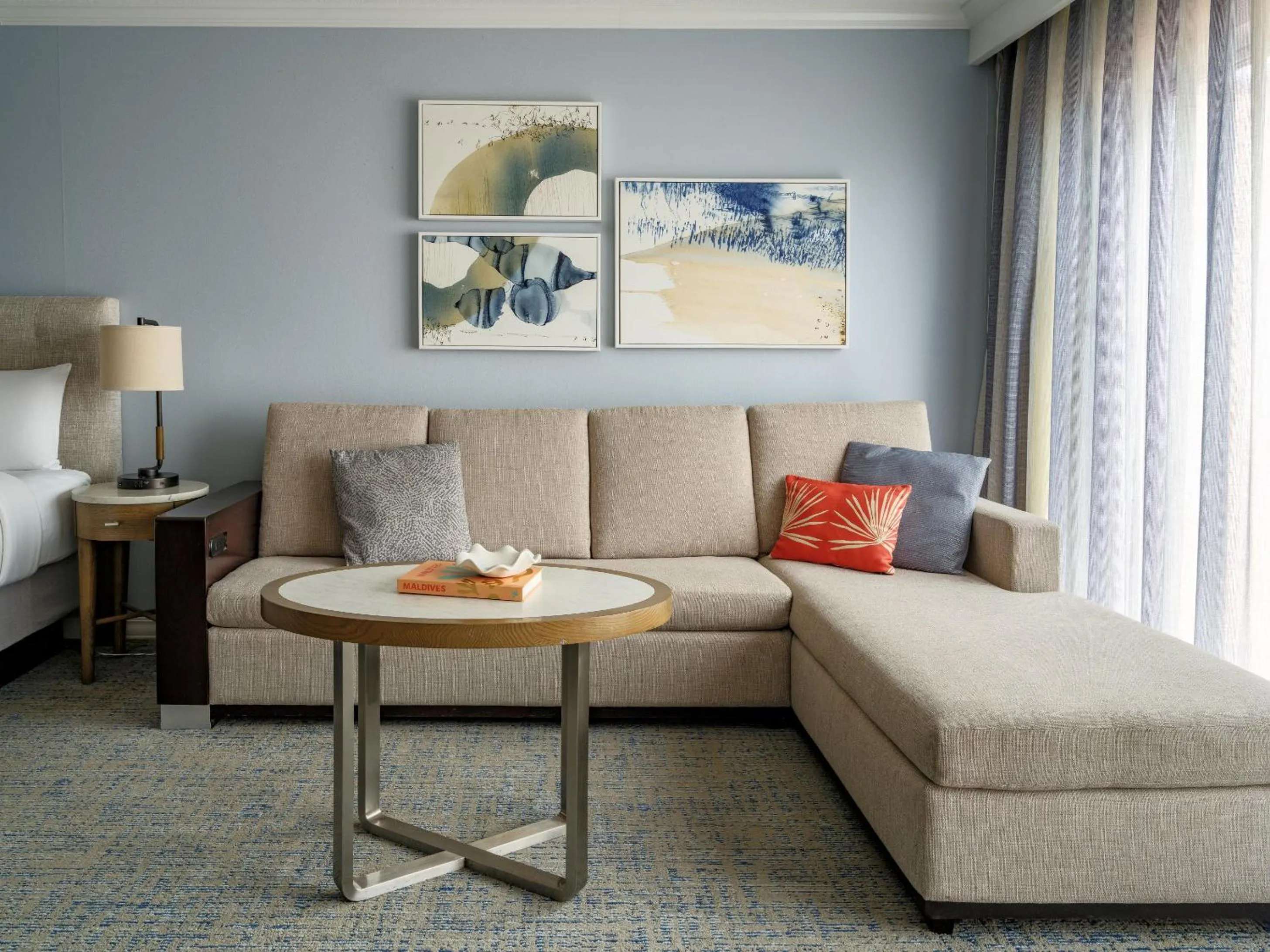 Deluxe Queen Room with Two Queen Beds with Kitchenette and Partial Ocean View in Hyatt Regency Clearwater Beach Resort & Spa