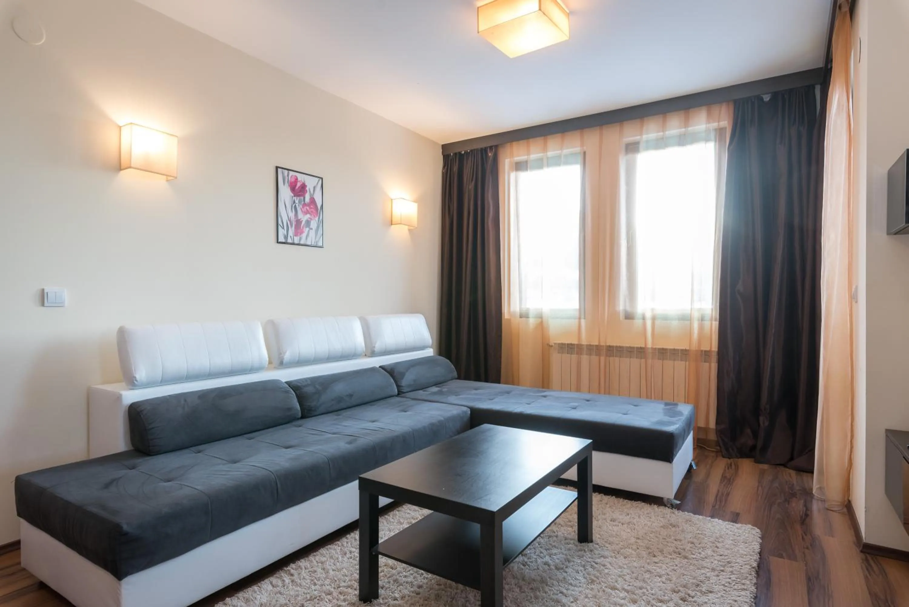 Three-Bedroom Apartment in St George Ski & Holiday - Half Board & All Inclusive