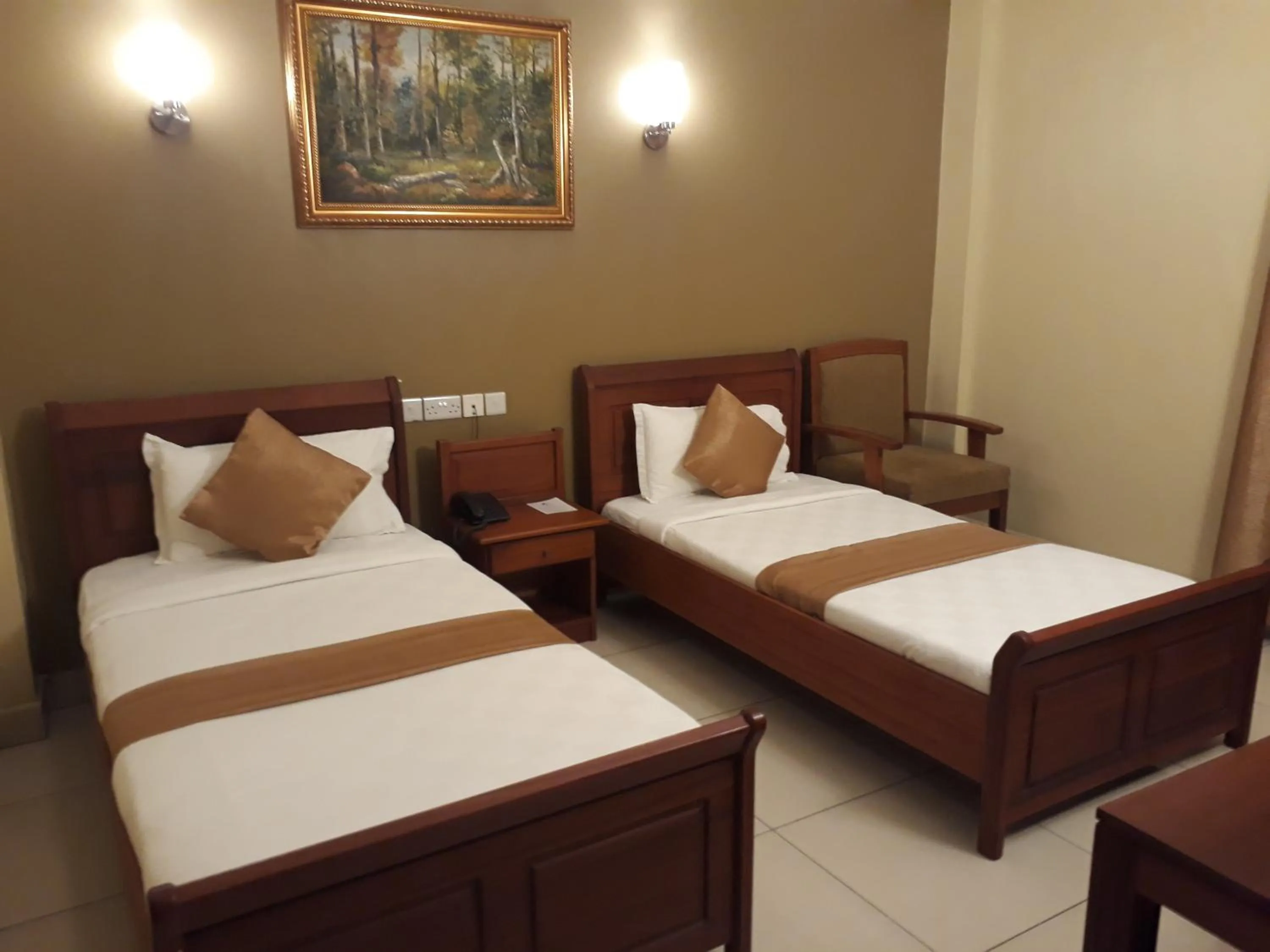 Standard Twin Room in Chelsea Hotel