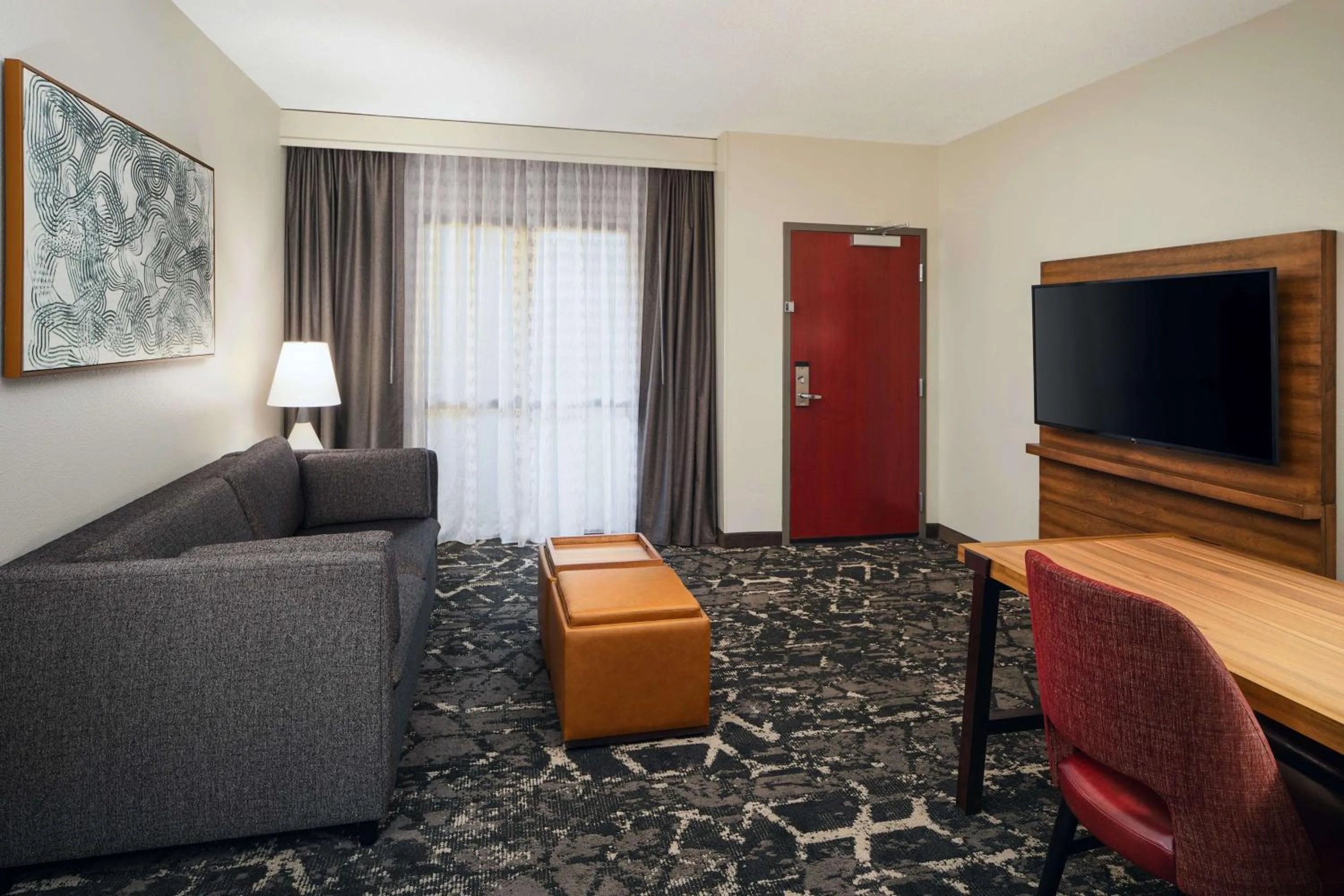 One-Bedroom King Suite - Hearing Access/Non-Smoking in Embassy Suites by Hilton Hampton Convention Center