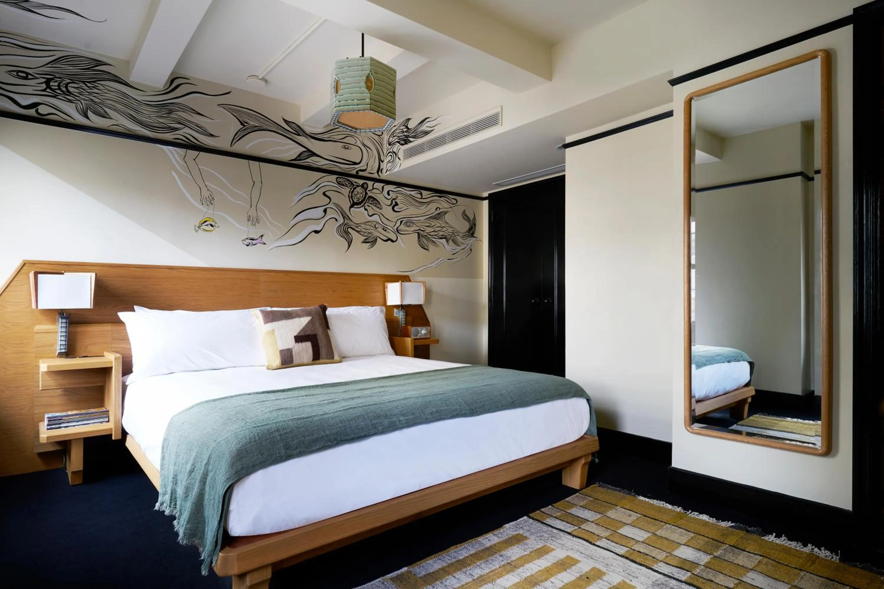 Gallery Suite in Freehand New York