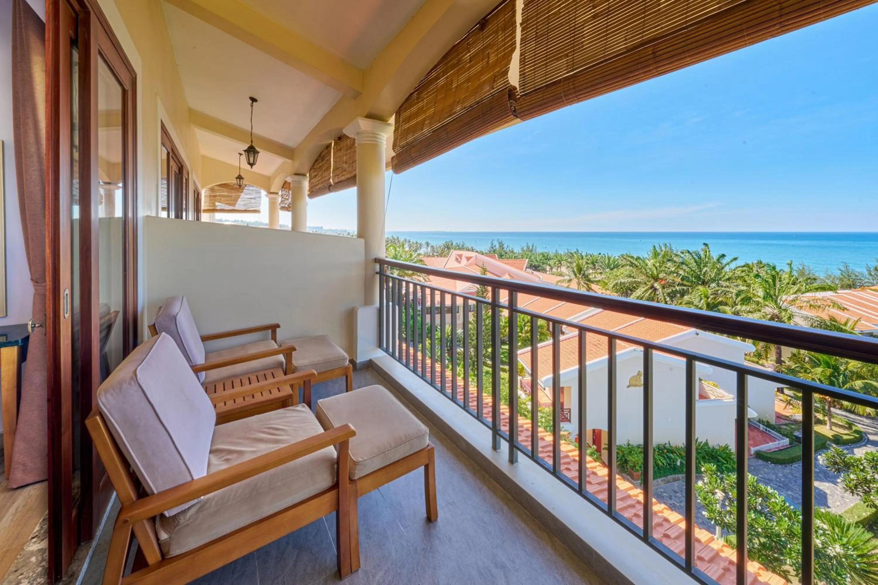 Grand Deluxe Ocean View in Phu Hai Beach Resort & Spa Phan Thiet