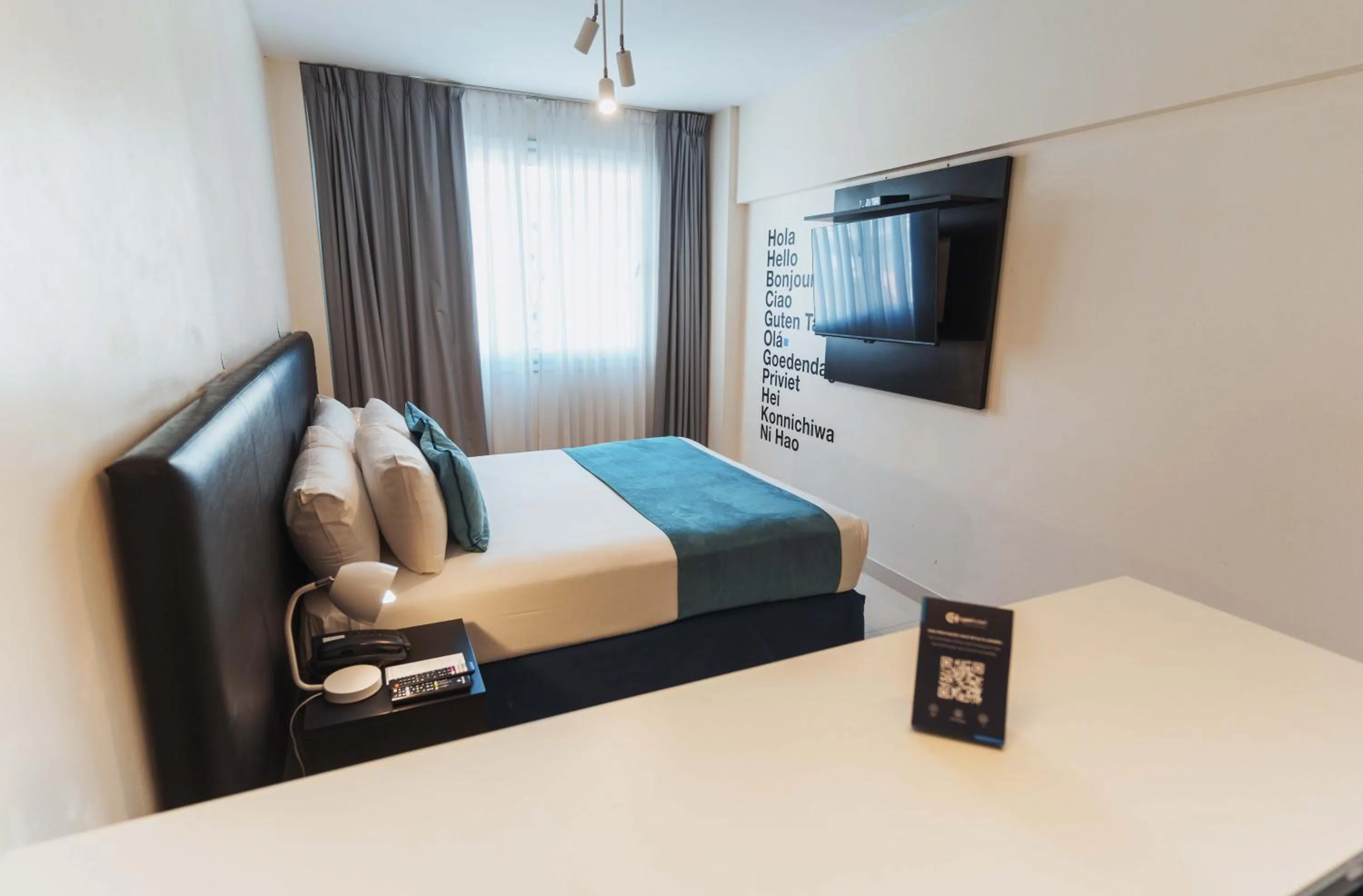 Standard Double Room in Cyan Recoleta Hotel