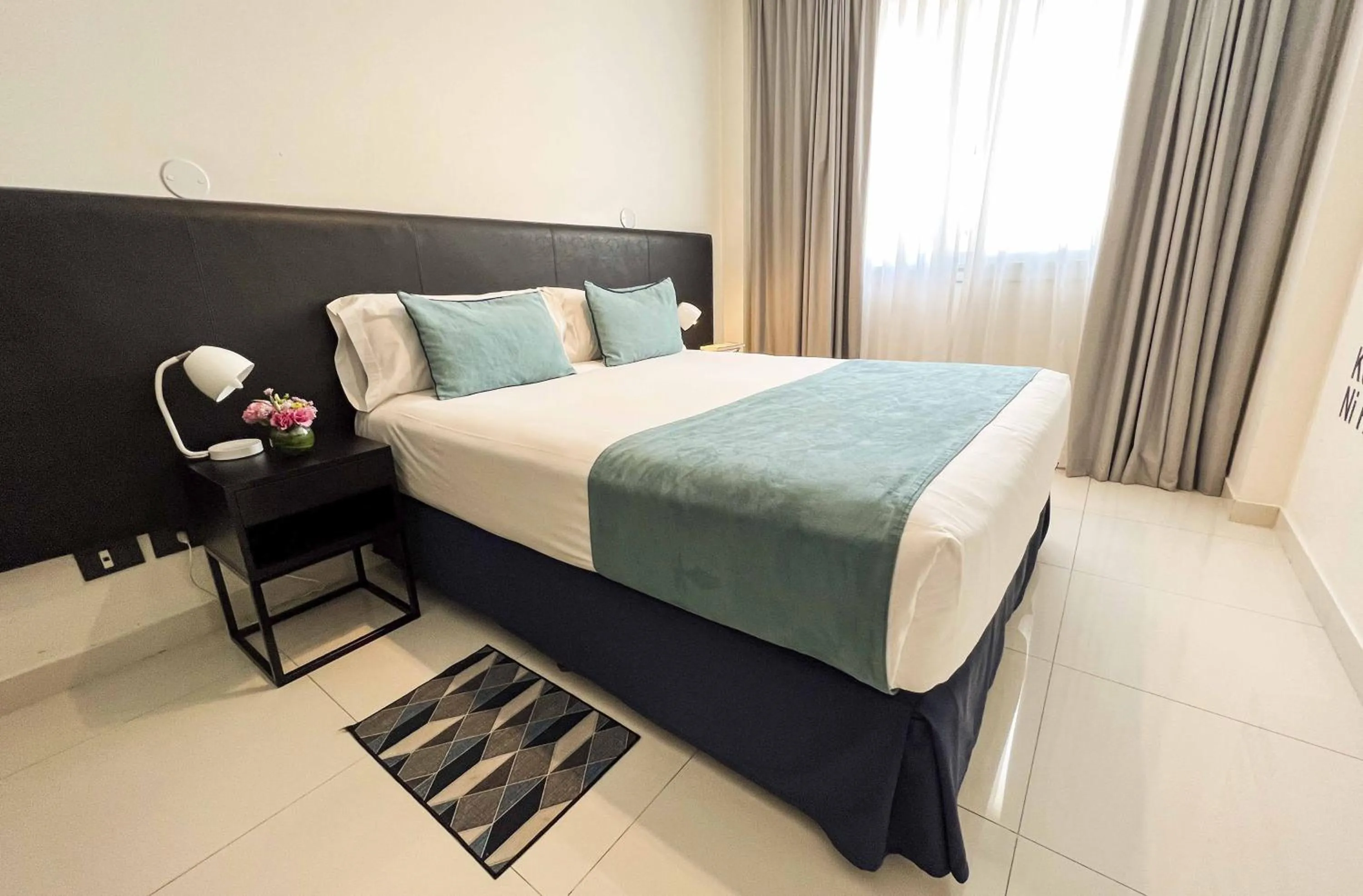 Standard Double Room with View in Cyan Recoleta Hotel