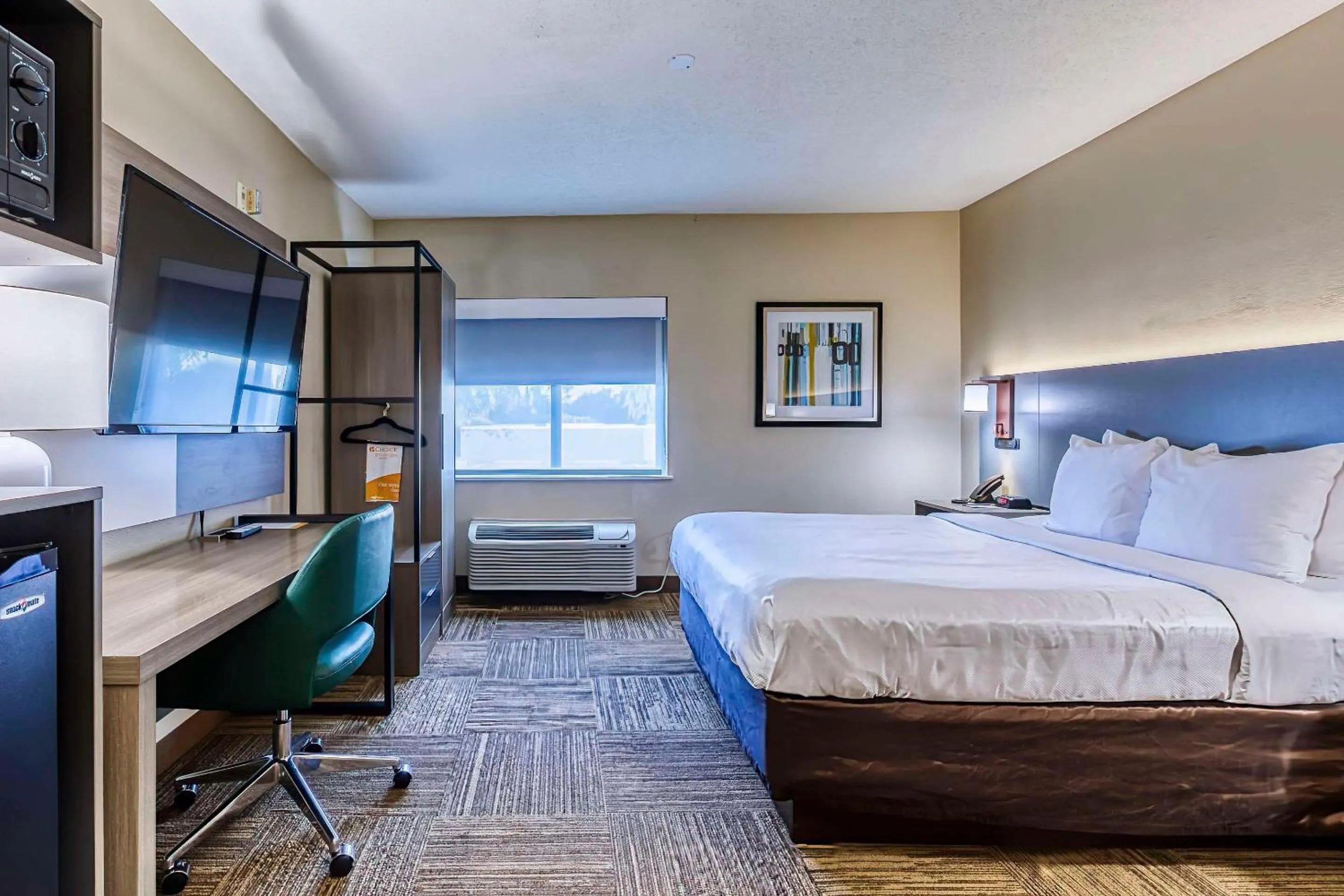 Queen Room - Accessible/Non-Smoking in Comfort Inn & Suites Shepherdsville - Louisville South