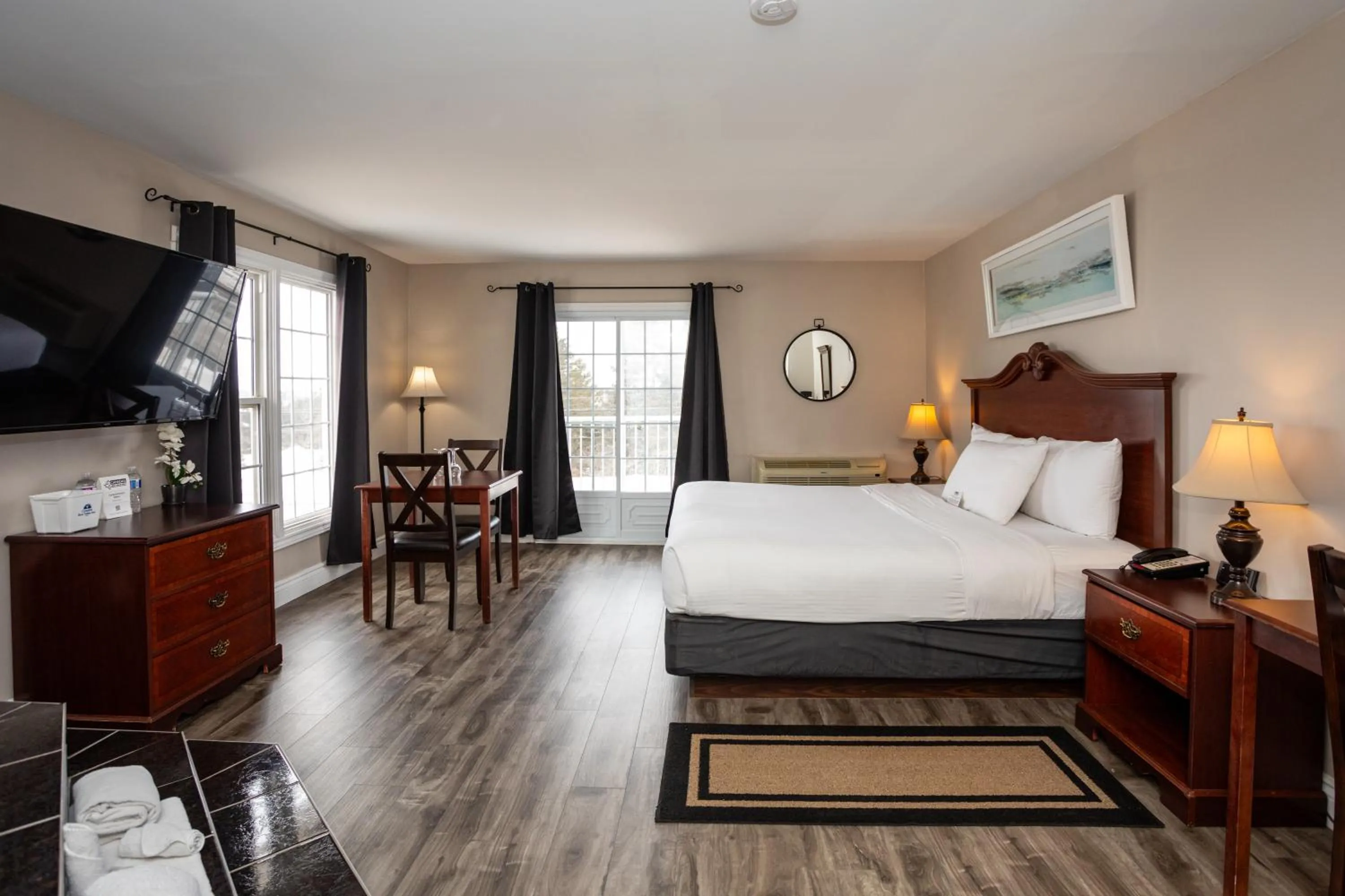 King Room with Spa Bath in Canadas Best Value Inn & Suites-Charlottetown