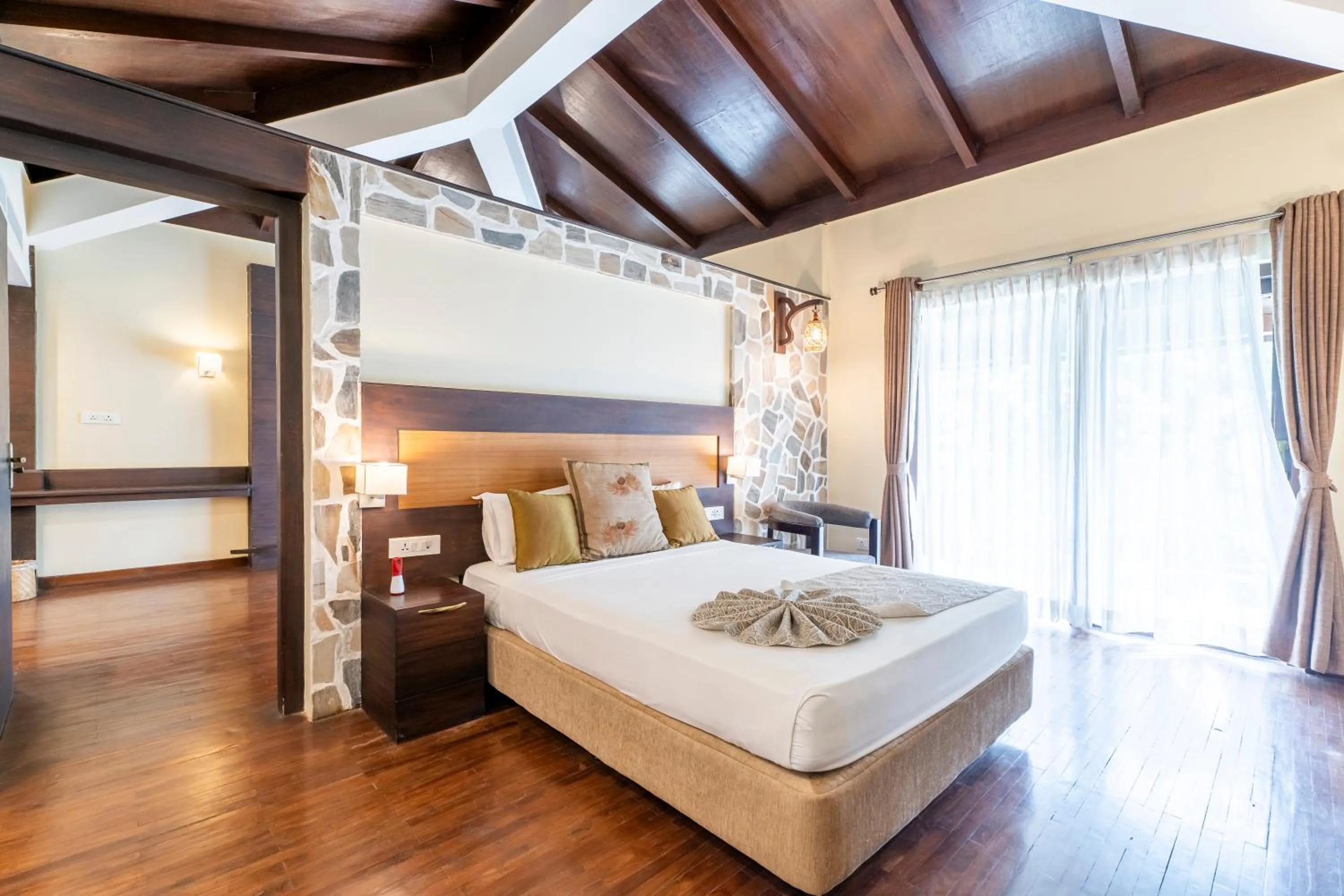 Suite with Private Pool in Jungle Villa Resort - Near Chitwan National Park