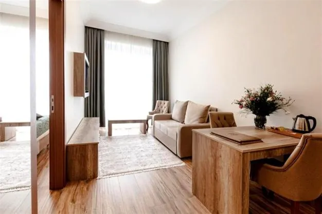 Standard Triple Room in Mari Suites Hotel