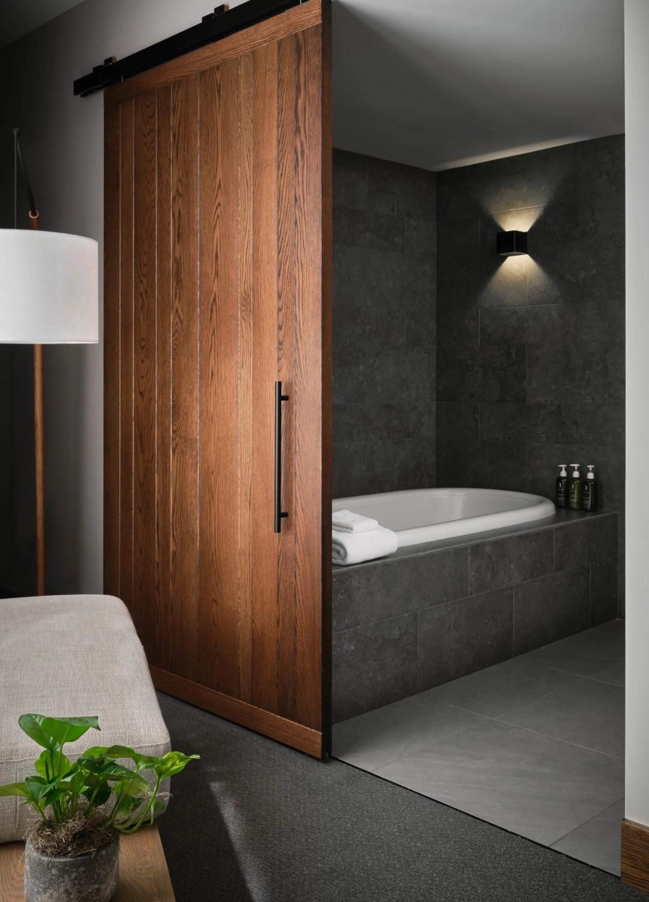 Studio King in 1 Hotel San Francisco