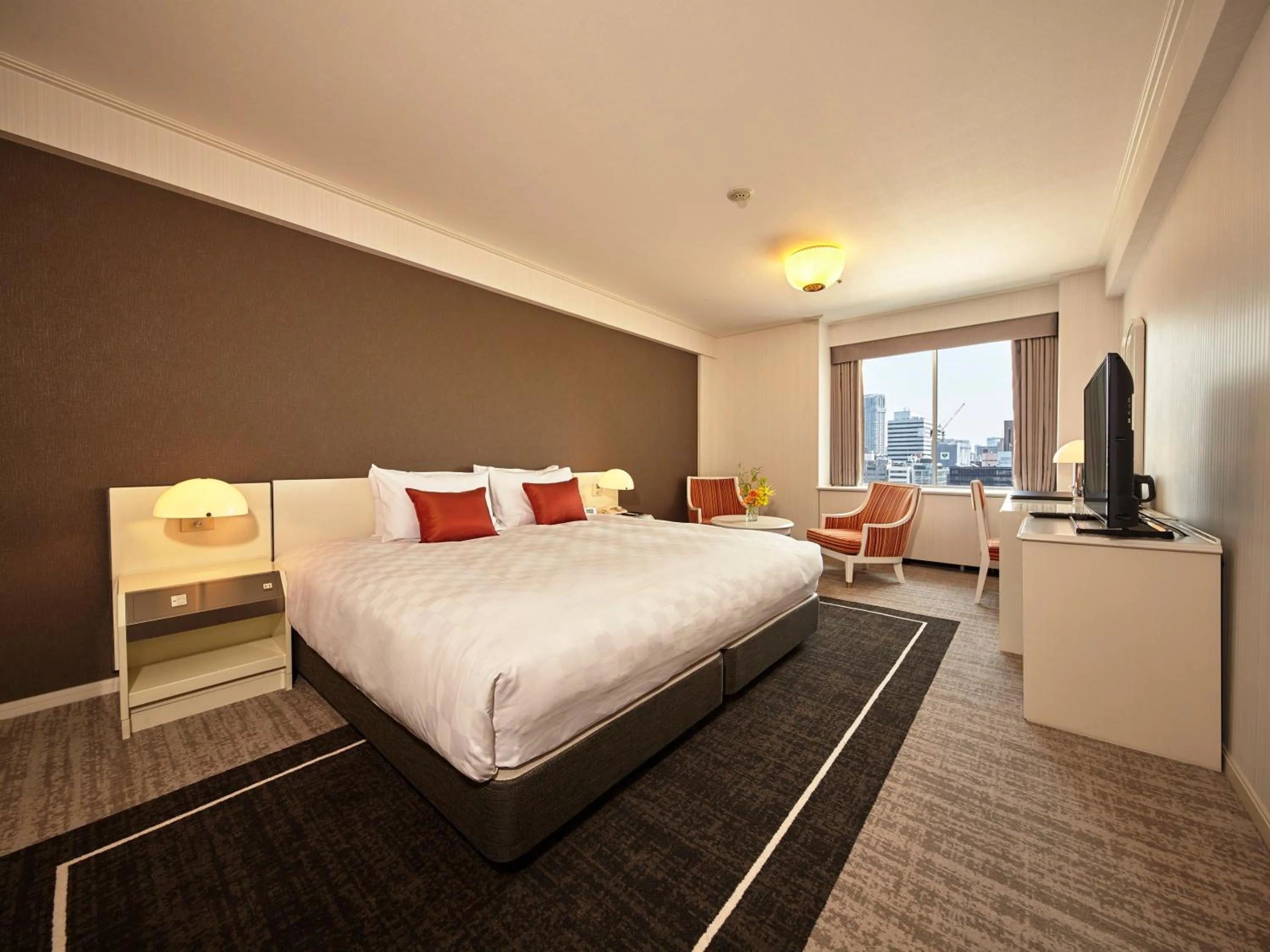 Deluxe King Room - single occupancy - Non-Smoking in Tokyo Prince Hotel