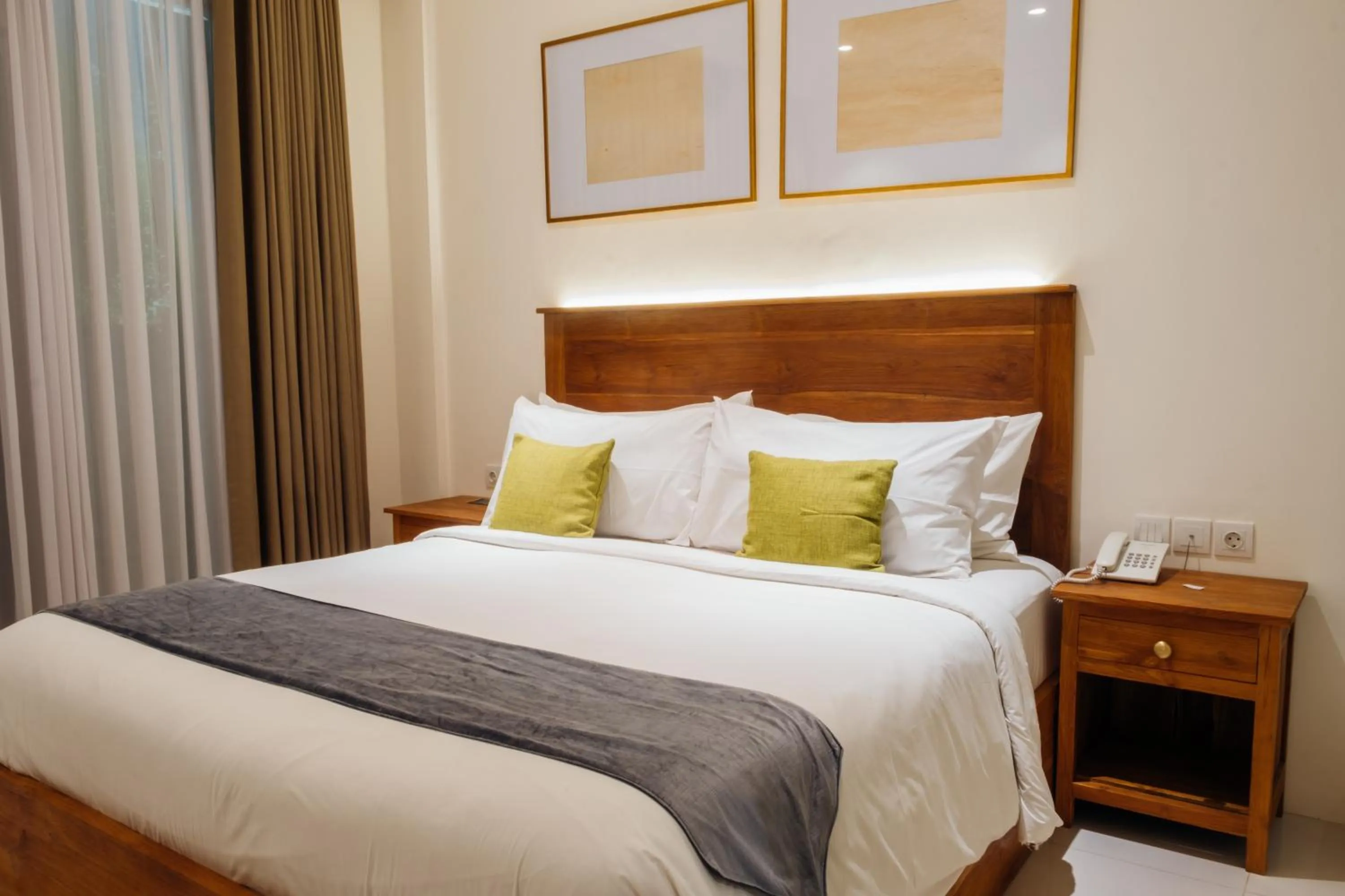 Superior Room with Balcony in Umpadhi Canggu