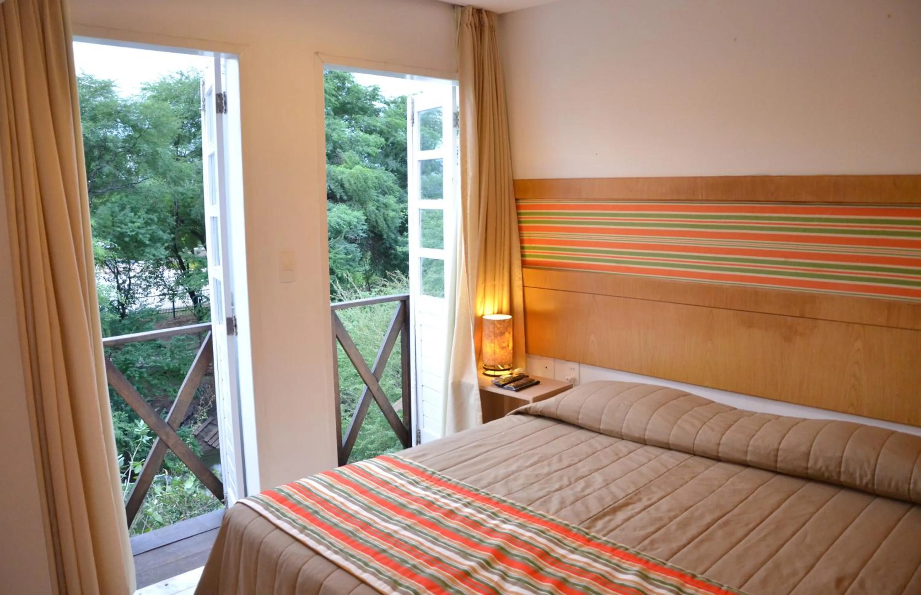 Double Room with Patio - single occupancy in Hotel VillaOeste