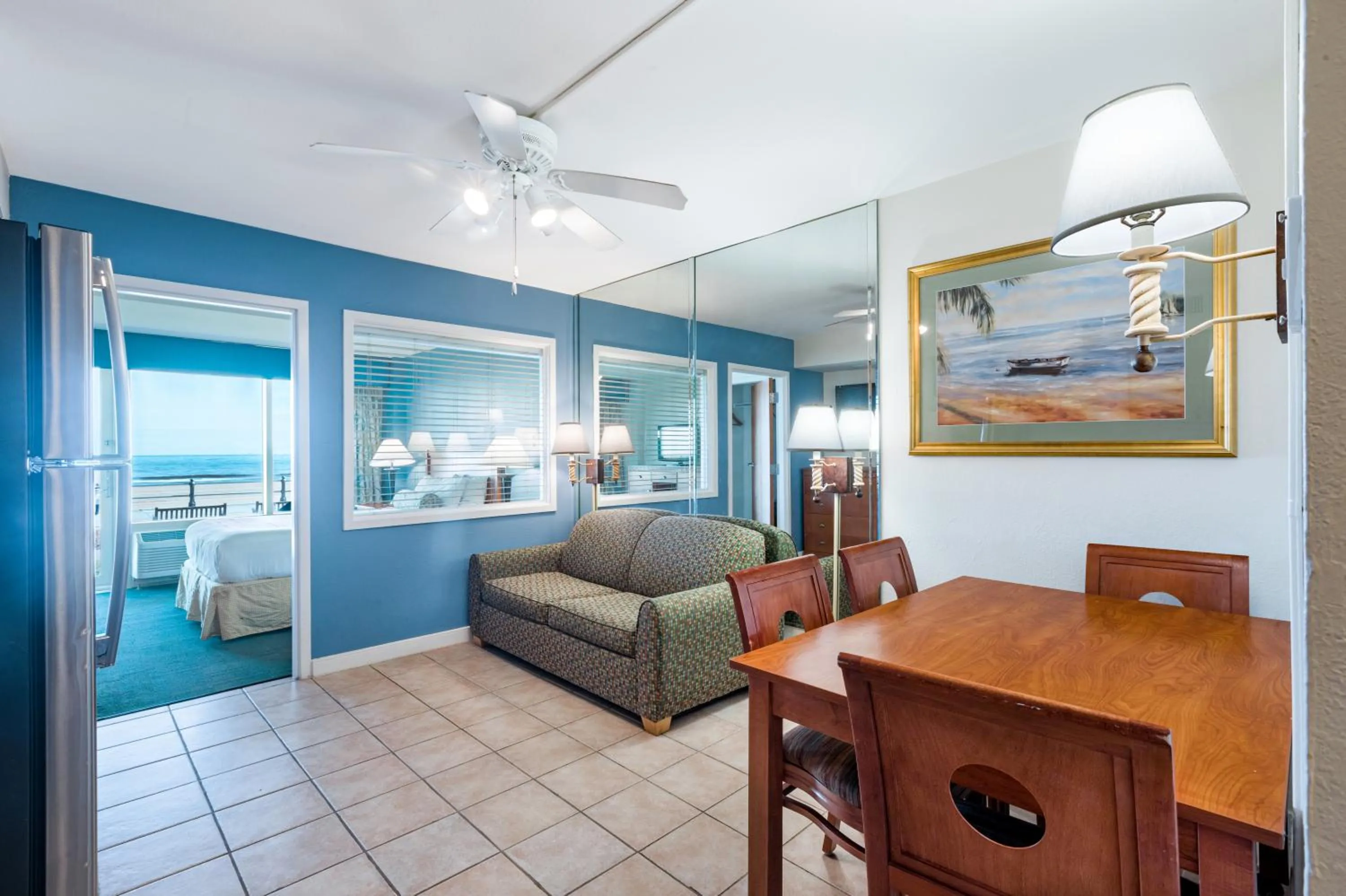Deluxe Double Room in Ocean Sands Resort, Oceanfront, Virginia Beach by Vacatia