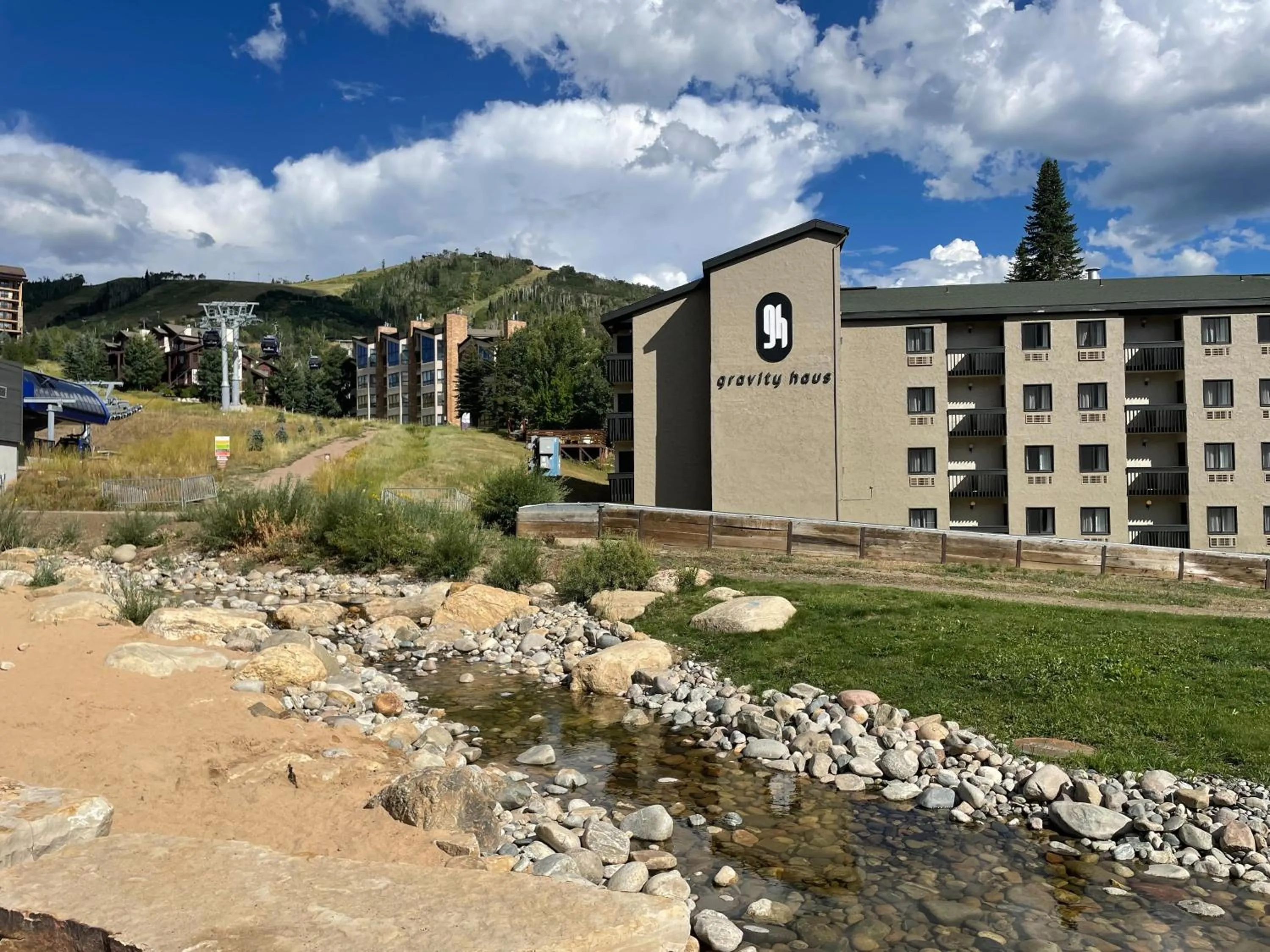 King Room with Mountain View in Gravity Haus Steamboat