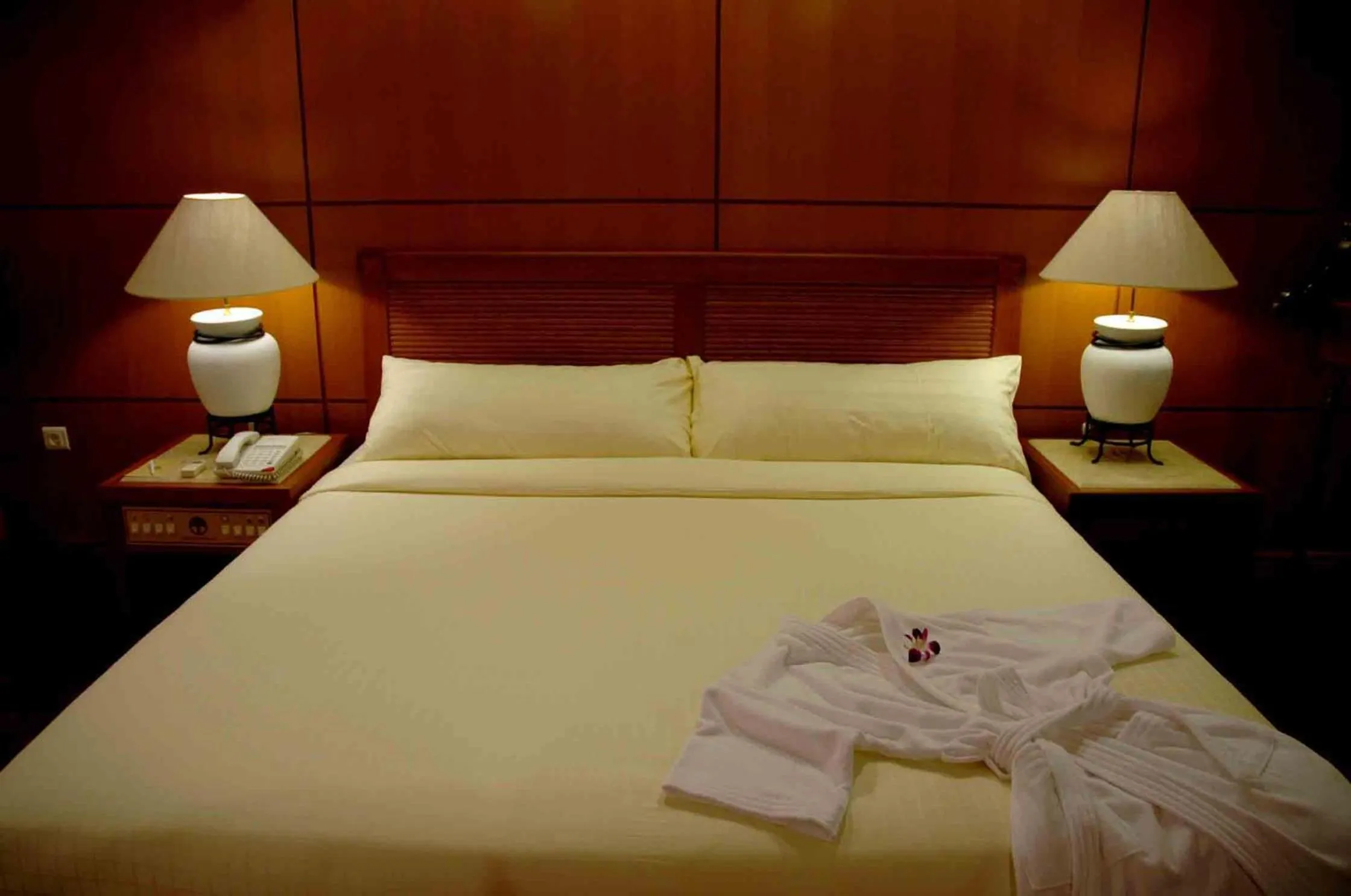 Executive Suite in Royal Senyiur Hotel