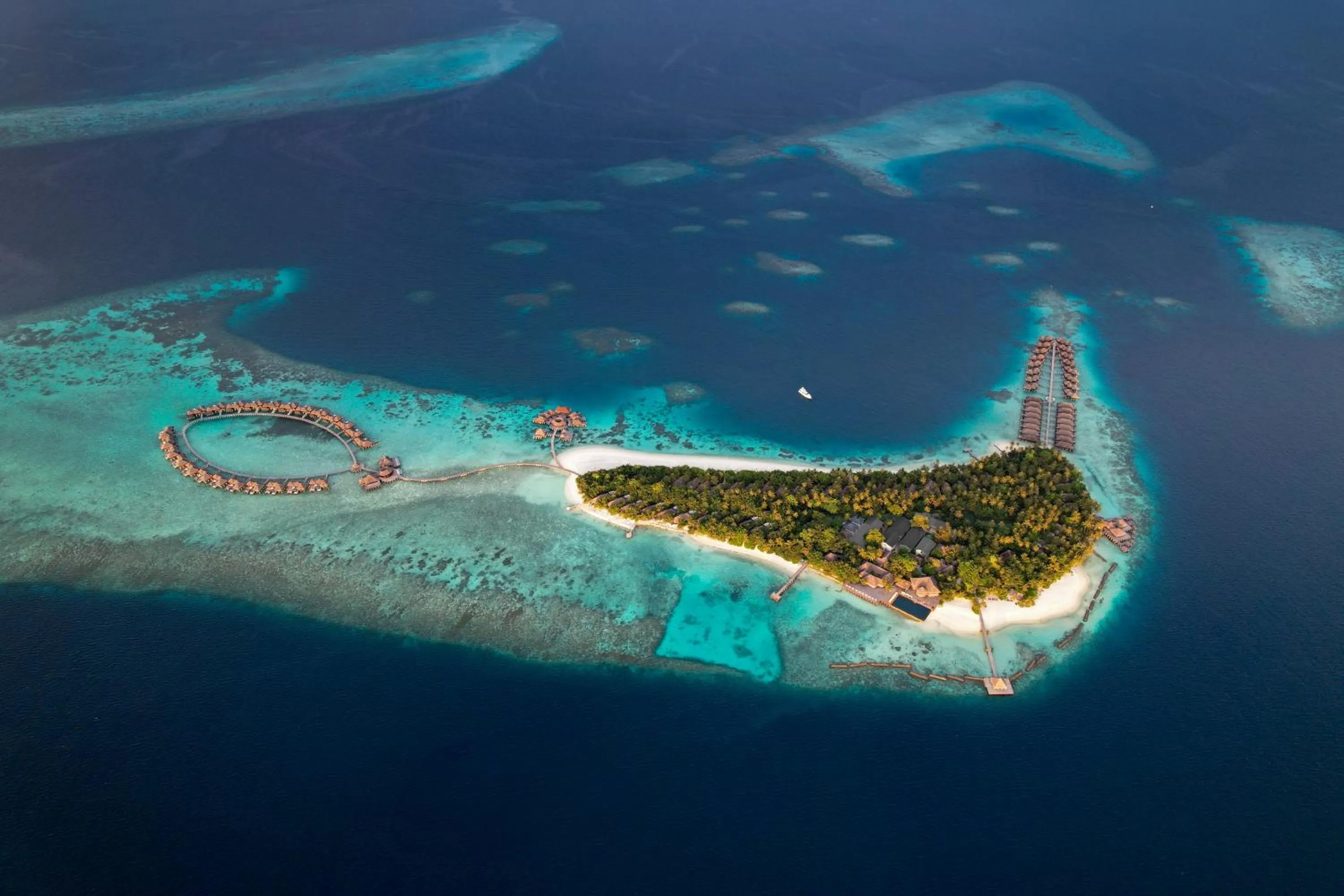 Coco Bodu Hithi - 50 percent off shared roundtrip Speedboat for stays from 1 Sep to 23 Dec 2025