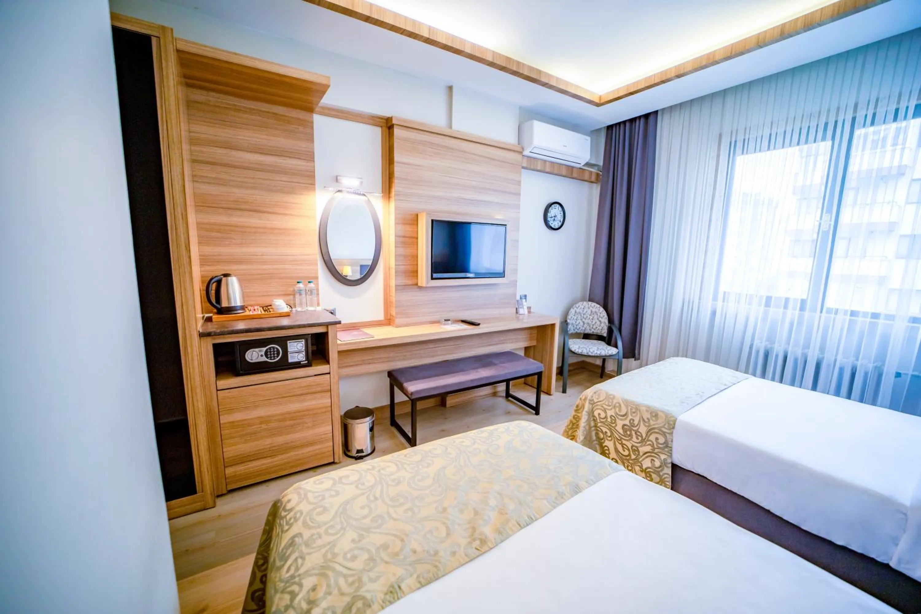 Twin Room with City View - single occupancy in Aksular Hotel