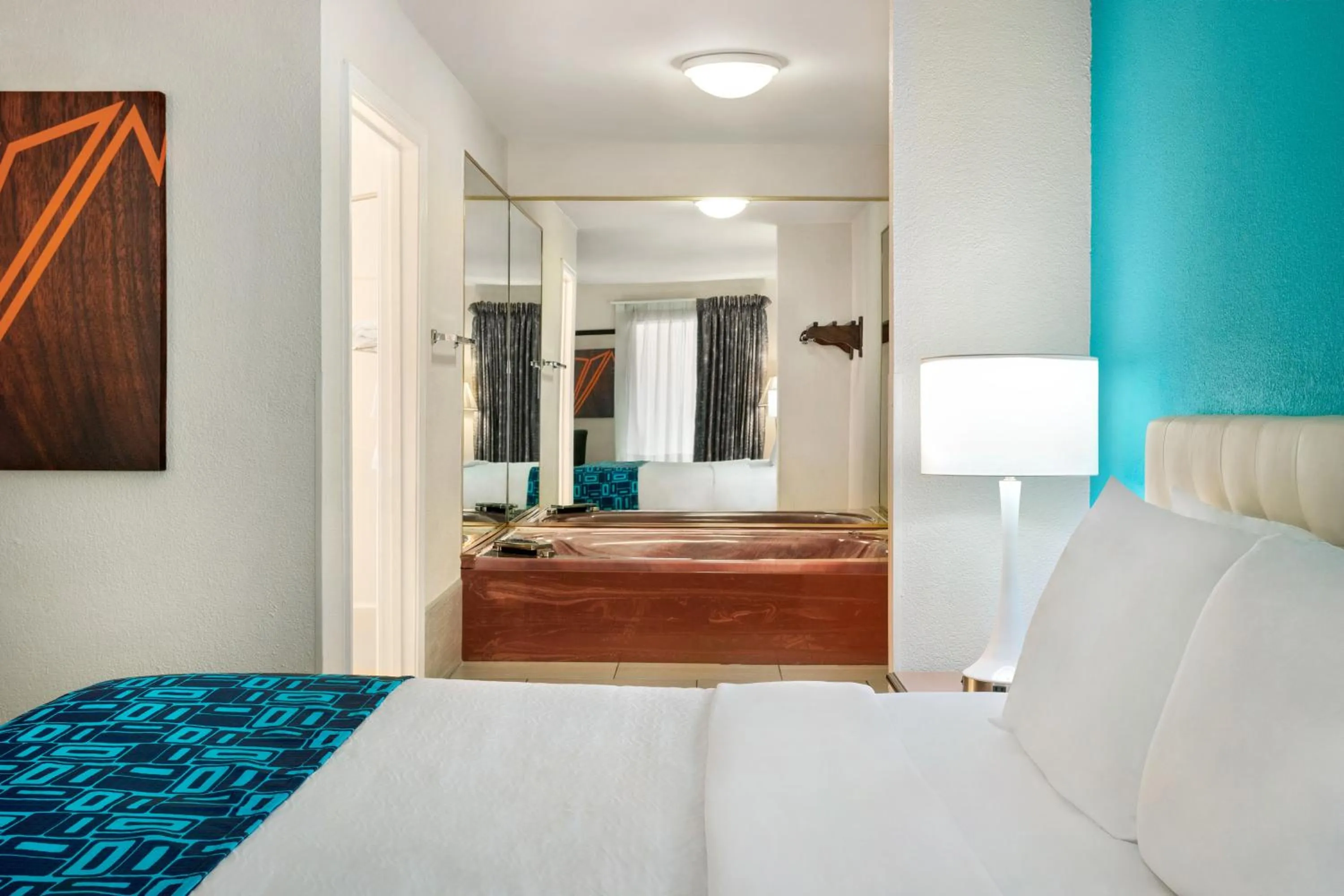 King Studio Suite - Smoking in Howard Johnson by Wyndham Chattanooga Lookout Mountain I-24