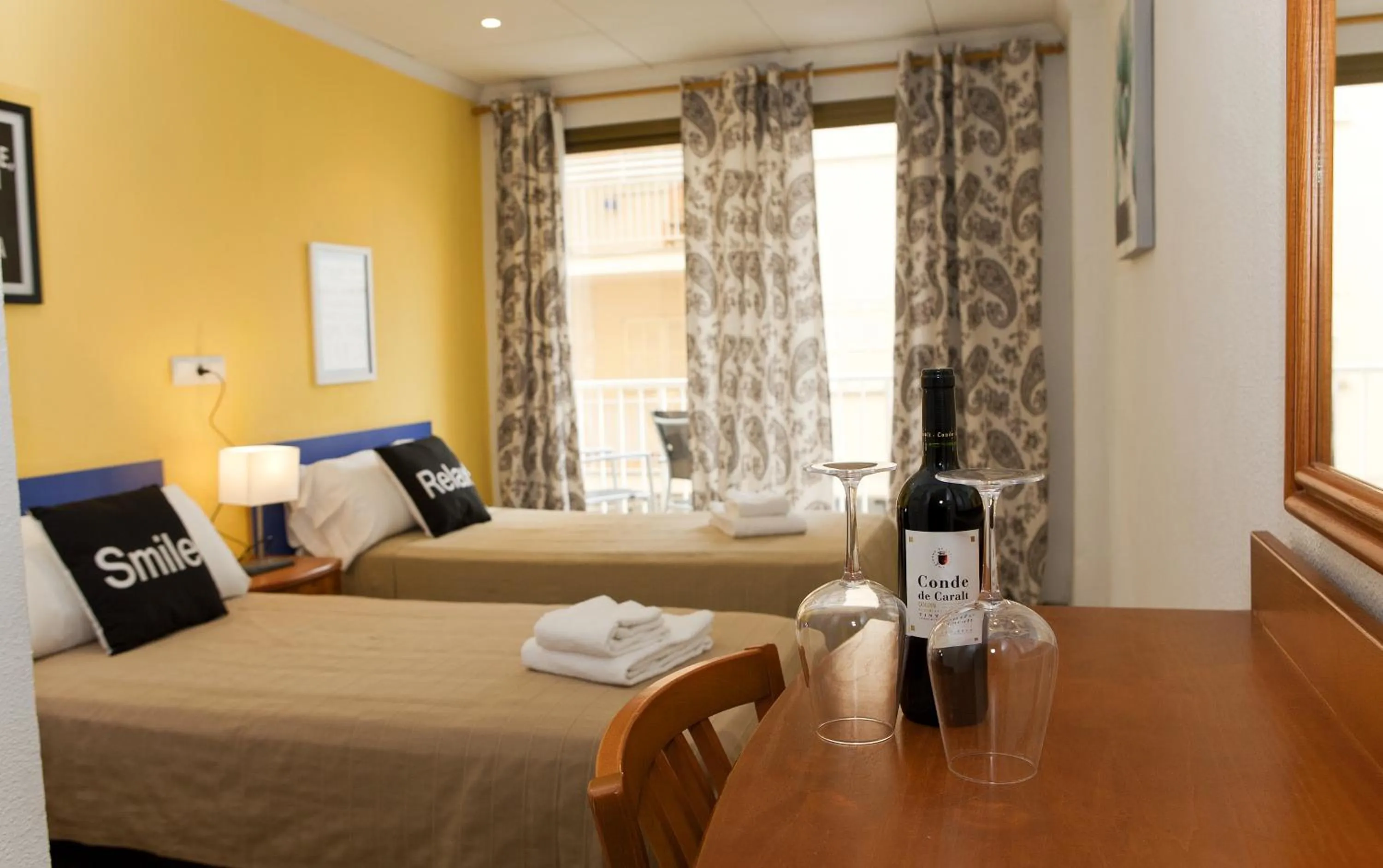 Single Room in Hostal Tierramar