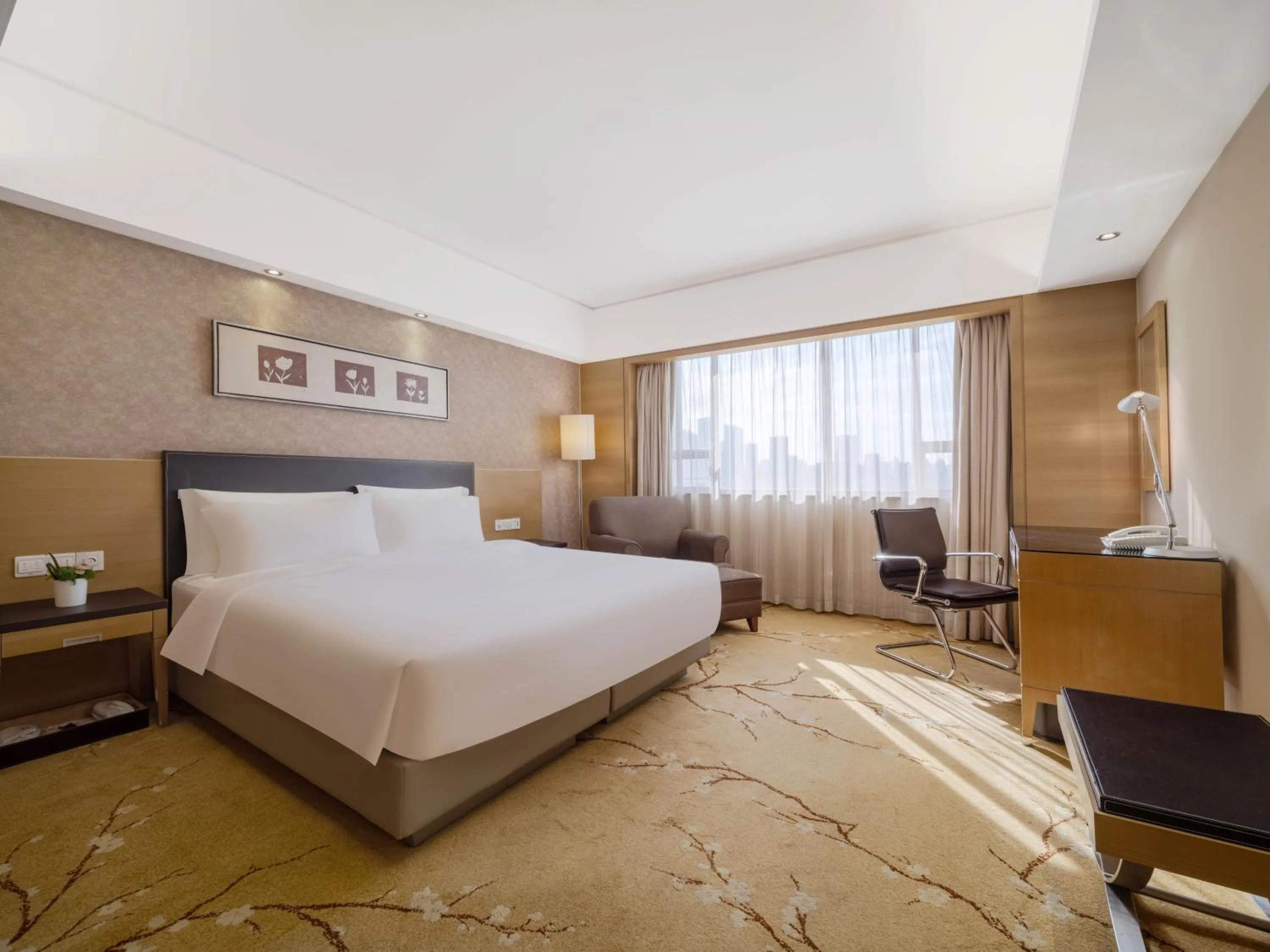 Executive Suite in Grand Skylight Hotel Shenzhen Zhonghang
