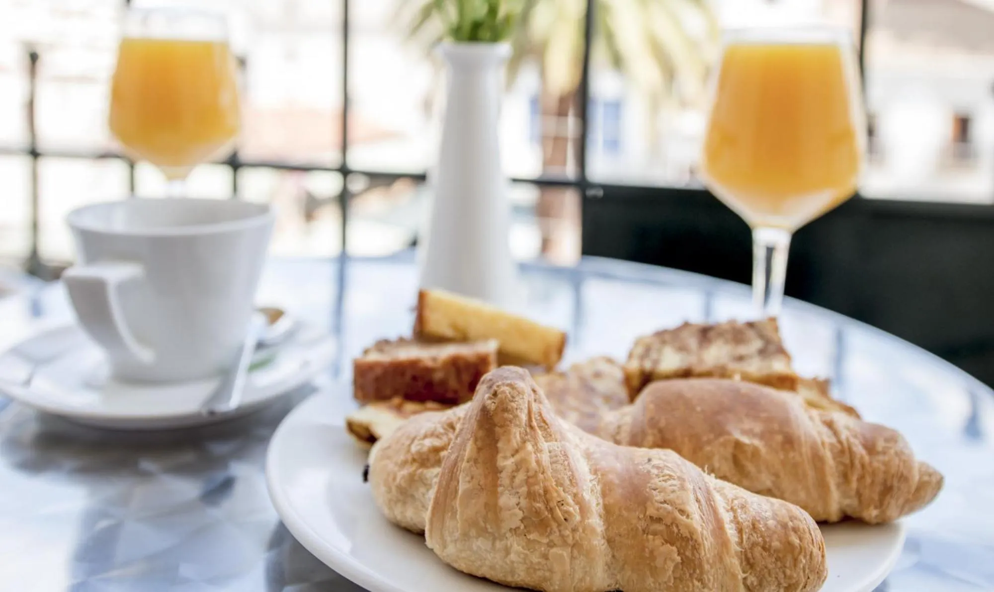 Single Room in Lakonia Hotel