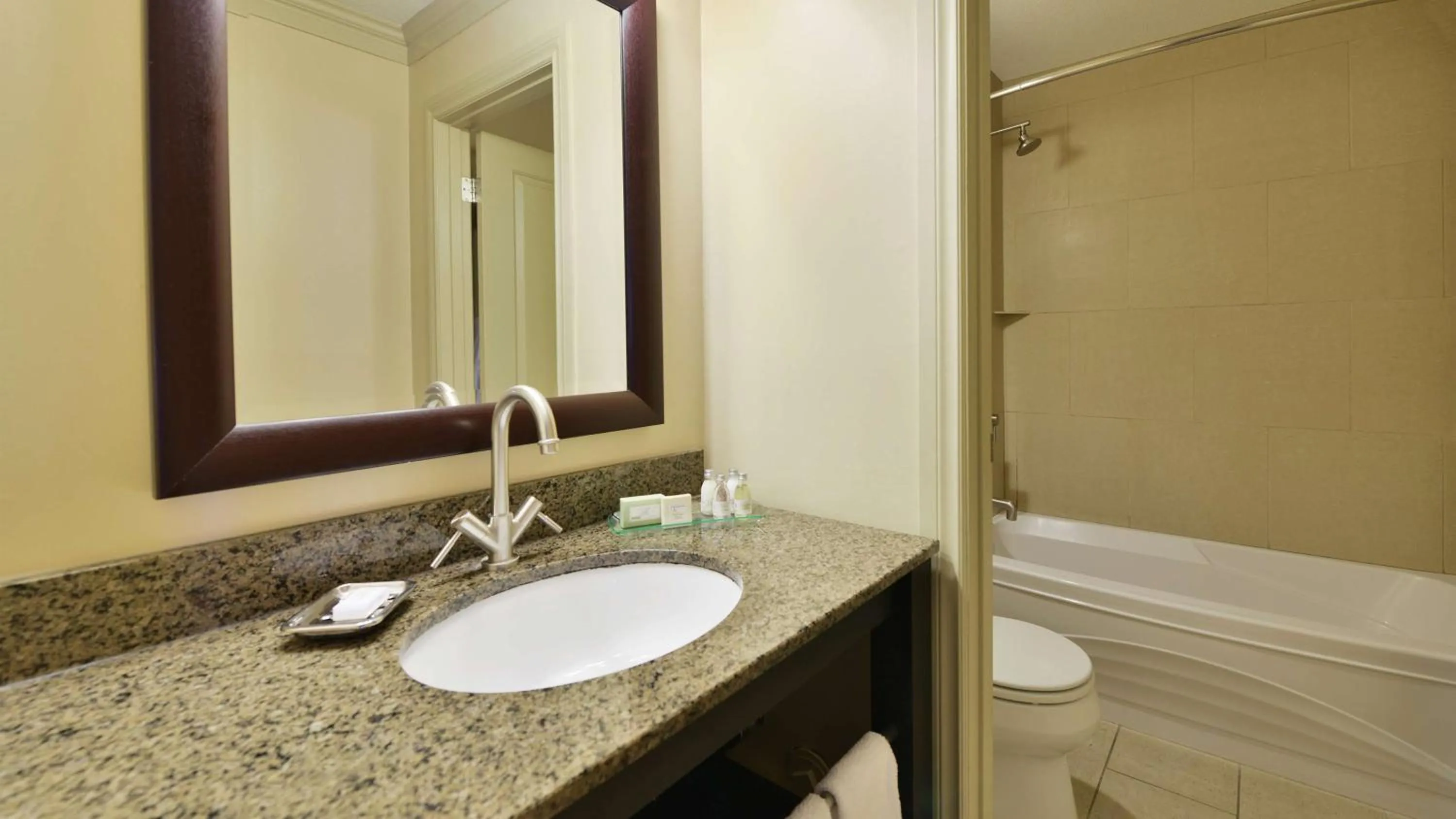 Queen Room with Balcony in Prestige Beach House, WorldHotels Crafted