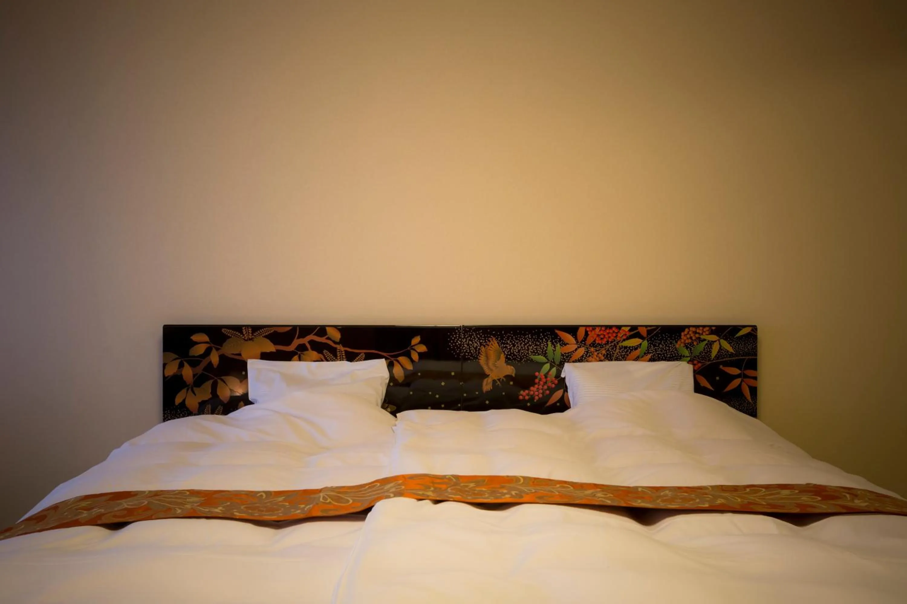 Standard Twin Room with Tatami Floor - Breakfast and Seasonal Kaiseki Dinner Included in Kinosaki Onsen Hanakouji Saigetsu