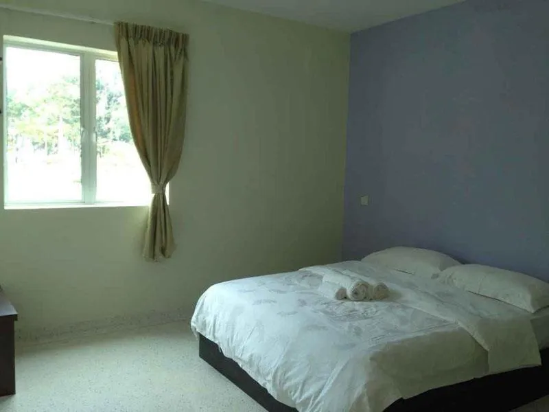 One-Bedroom Chalet in First Guest House