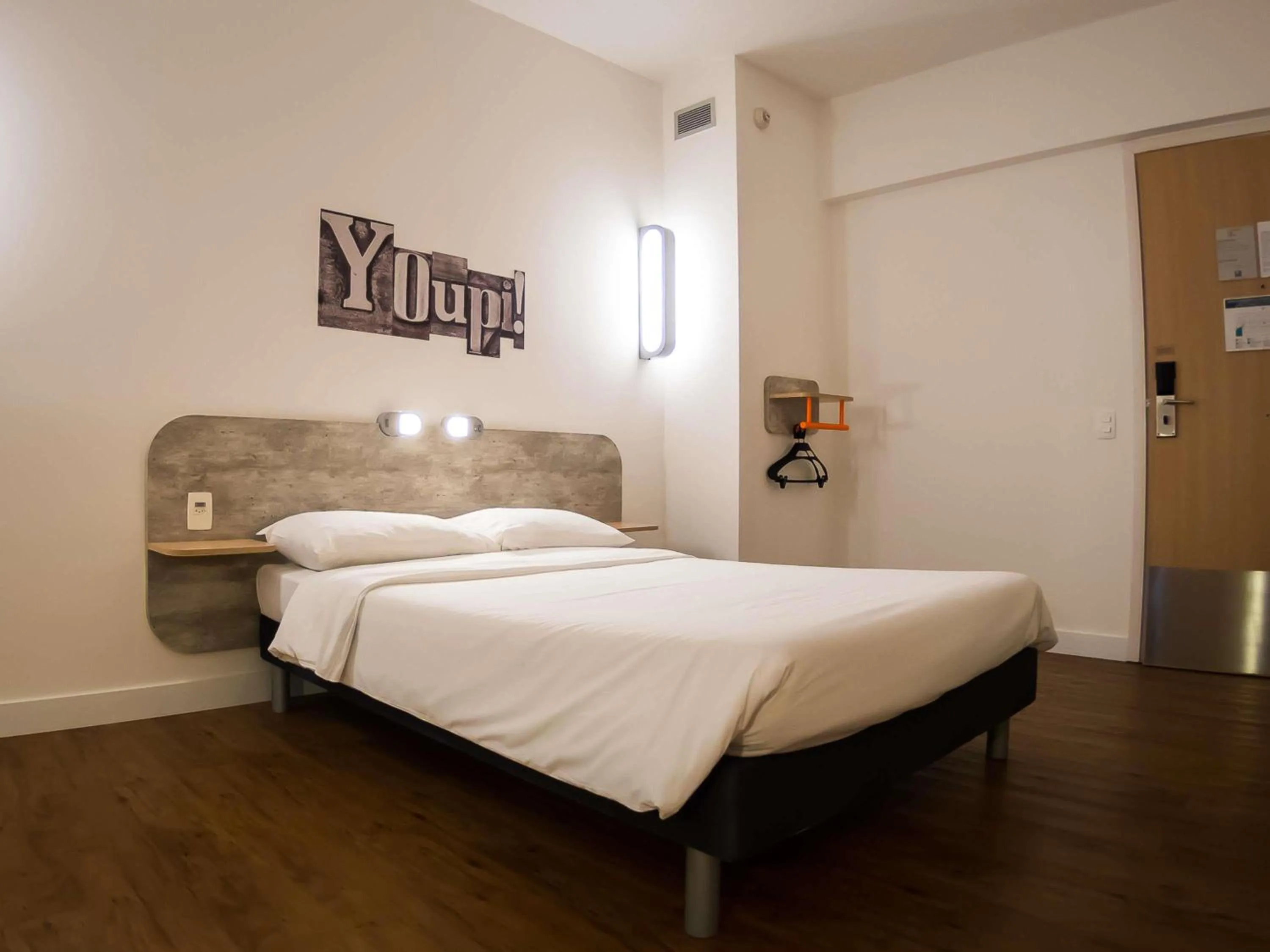 Standard Apartment with One Double Bed - Disability Access in ibis budget Campinas Aquidaban