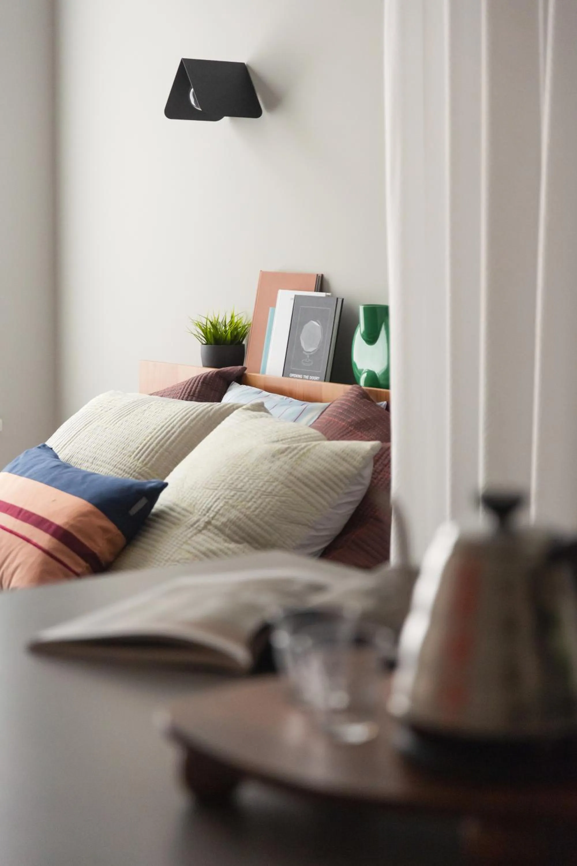 Refurbished Studio in Corner Hotel