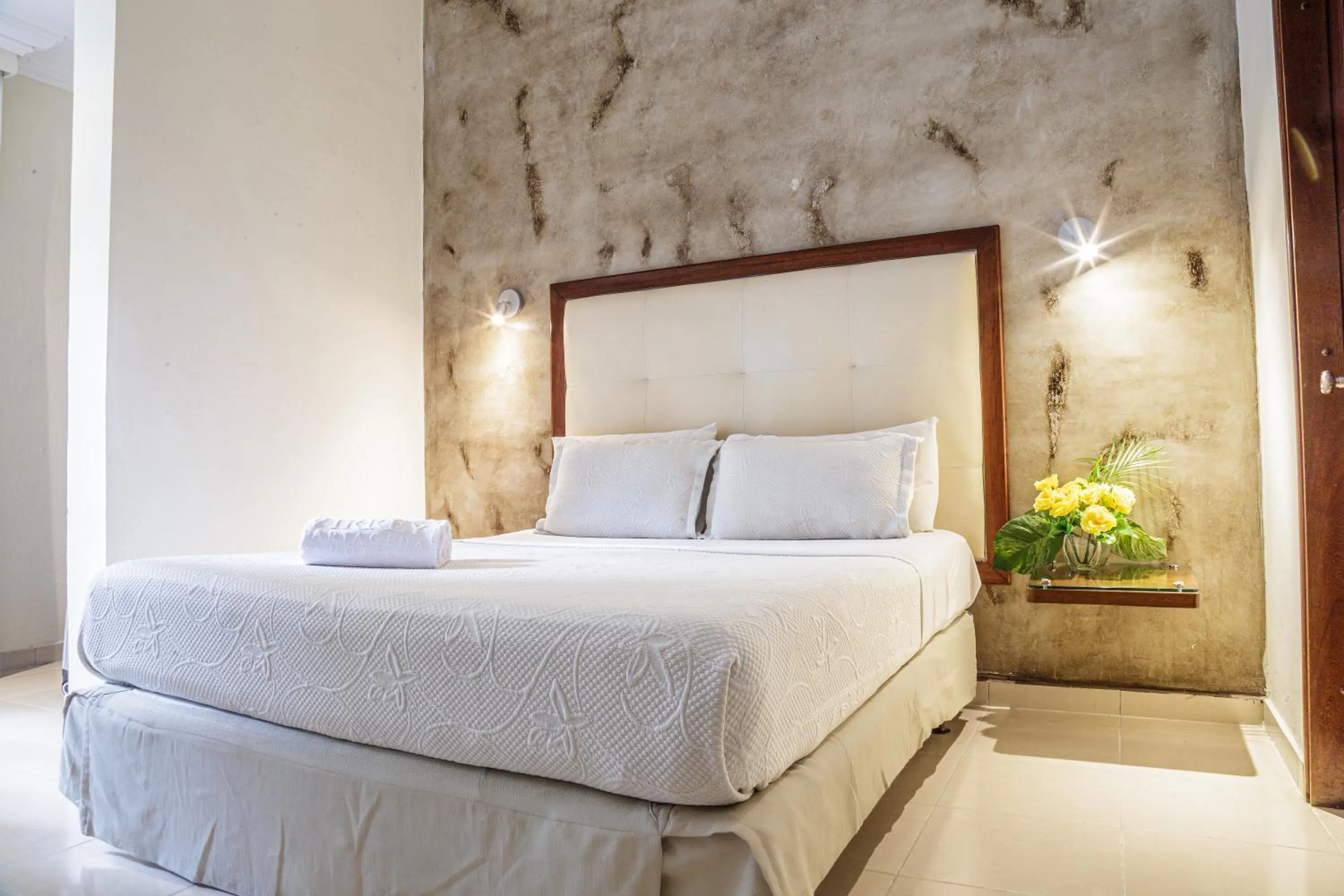 Standard Double Room in Hotel Virrey Cartagena